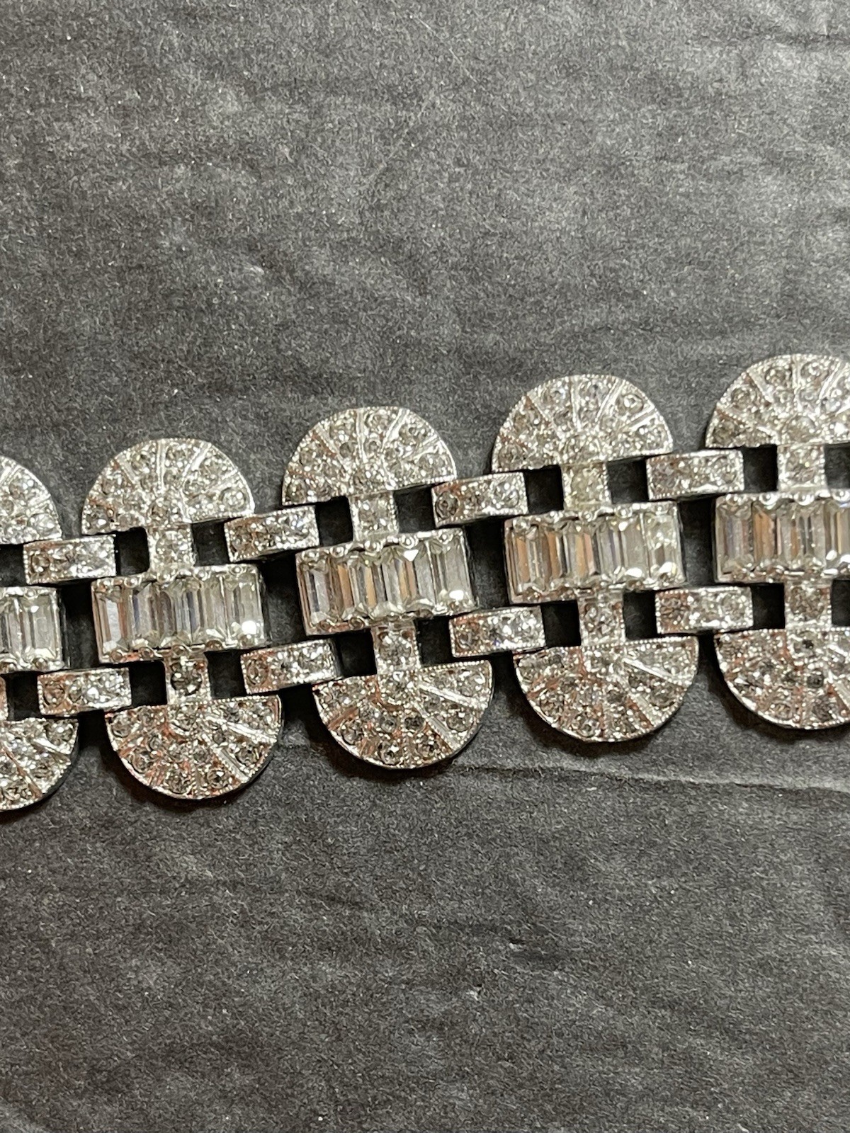 Beautiful 1950’s Rhinestones and Rhodium Plated Bling Bracelet