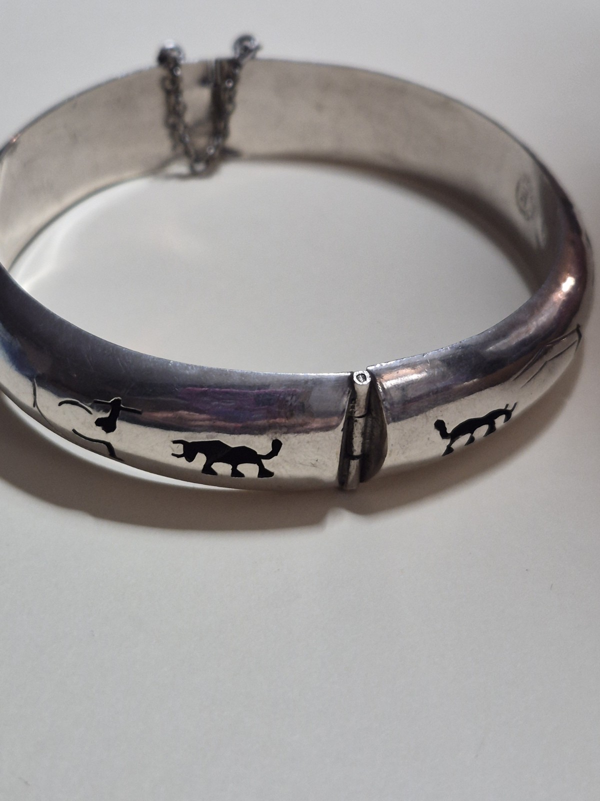 Vintage Taxco Mexico Sterling Silver Bullfight Shadowbox Hinged Bangle 15.8g PAC