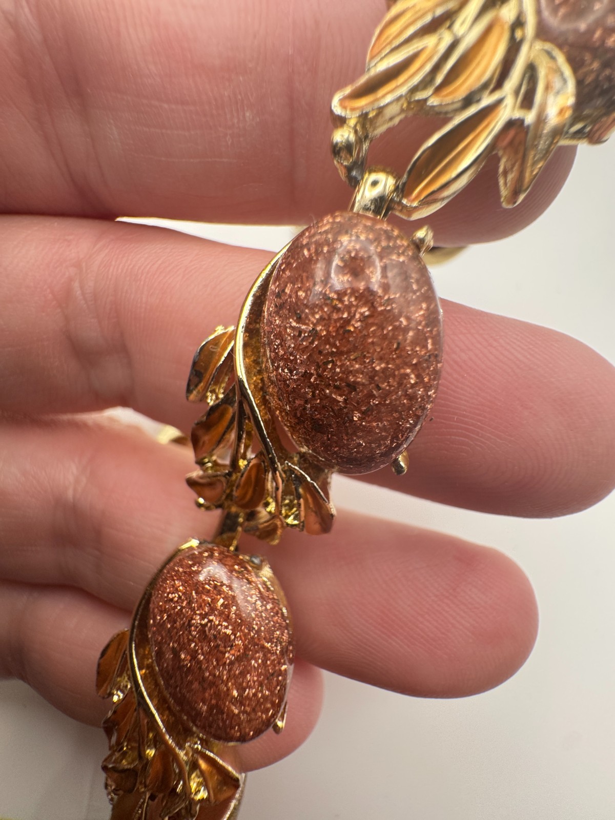Vtg Speckled Necklace Bracelet Set Gold Tone Faux Goldstone & Enamel Panel 17″