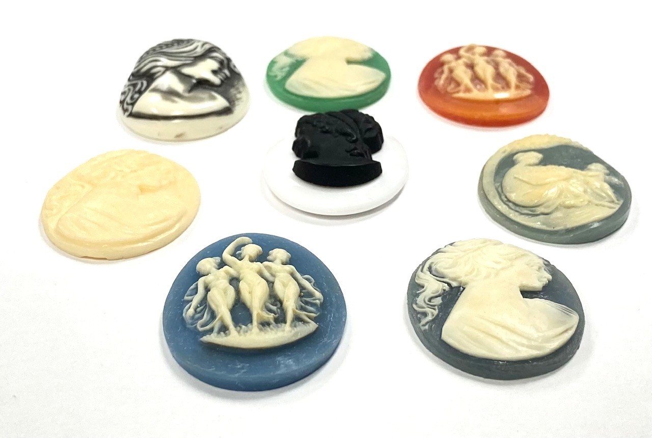 15 Vintage Acrylic Cameos (Hong Kong, Japan, West German) DIY Jewelry Making C81