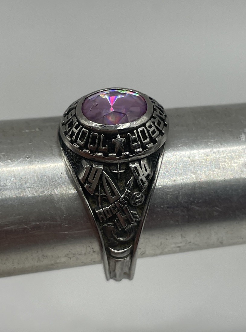Balfour Celestrium 1984 Oak Harbor HS Class Ring Iridescent Stone Sz 9.5 Women’s