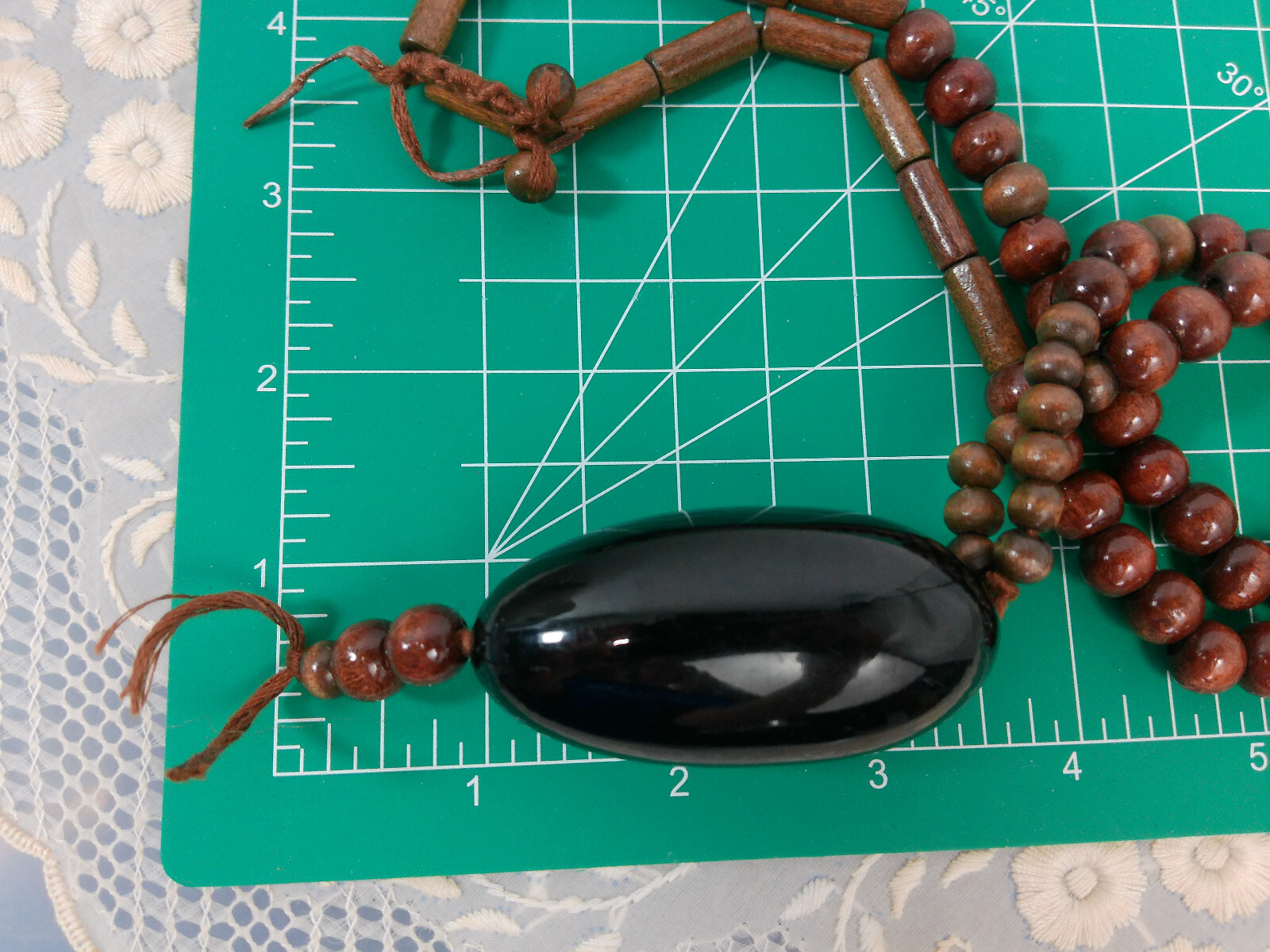 Vtg Ethnic African Wood Bead MASSIVE ACRYLIC BEAD Pendant Tribal Boho Necklace