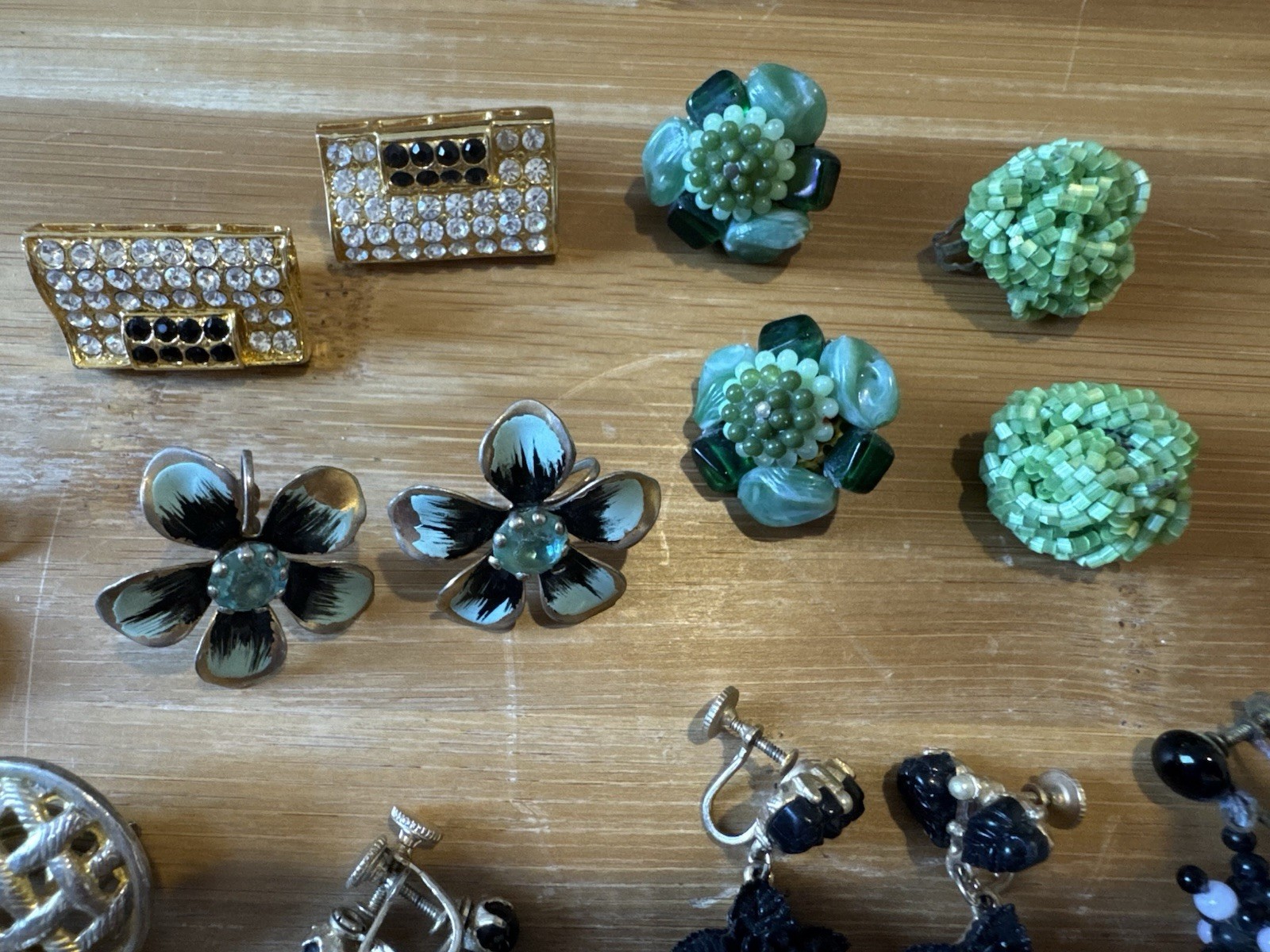Vintage/antique State Earring