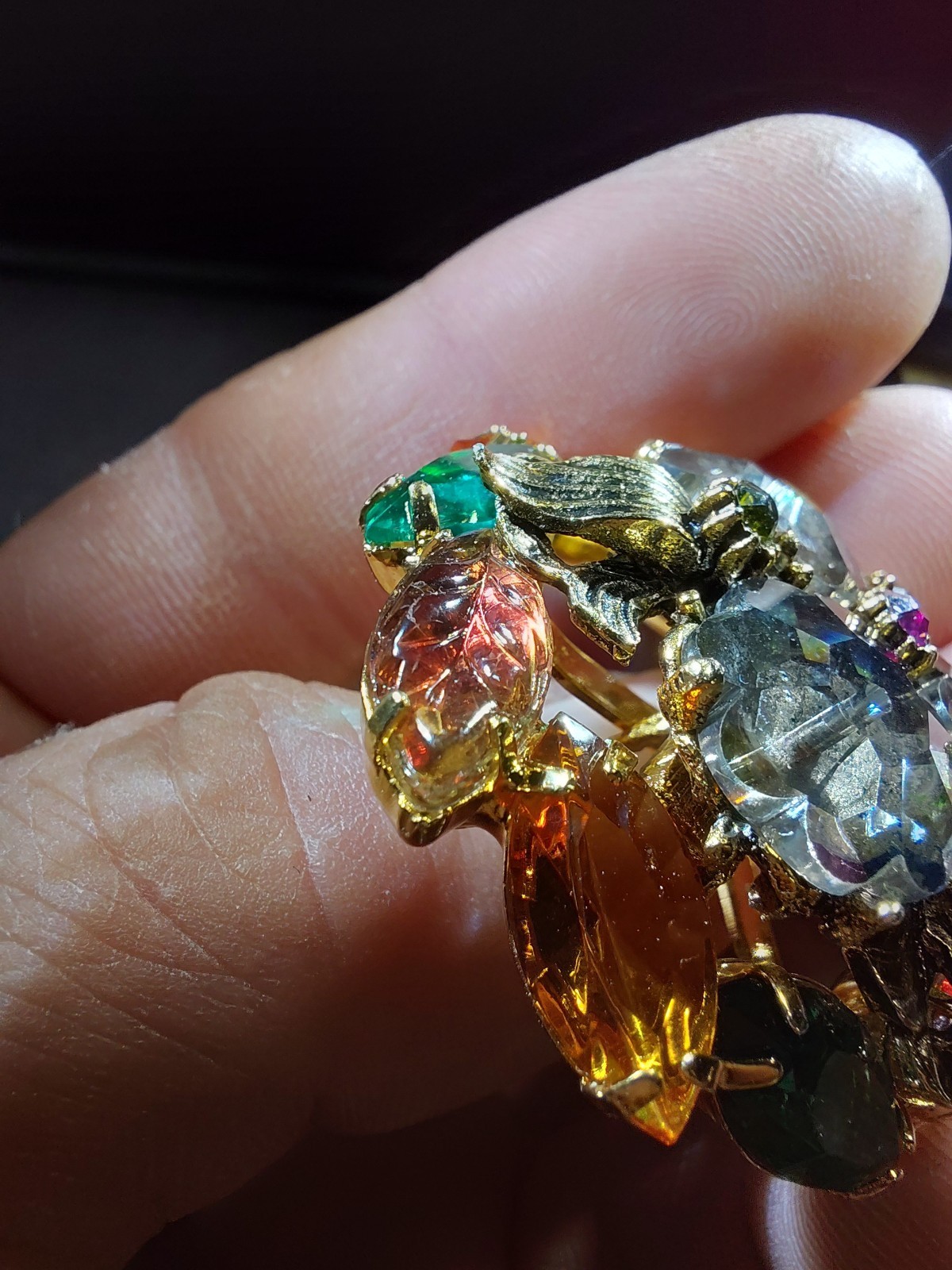 Vtg. JULIANA (Delizza & Elster) Domed Crystal Brooch- 1-5/8″ Dia.- Gorgeous!