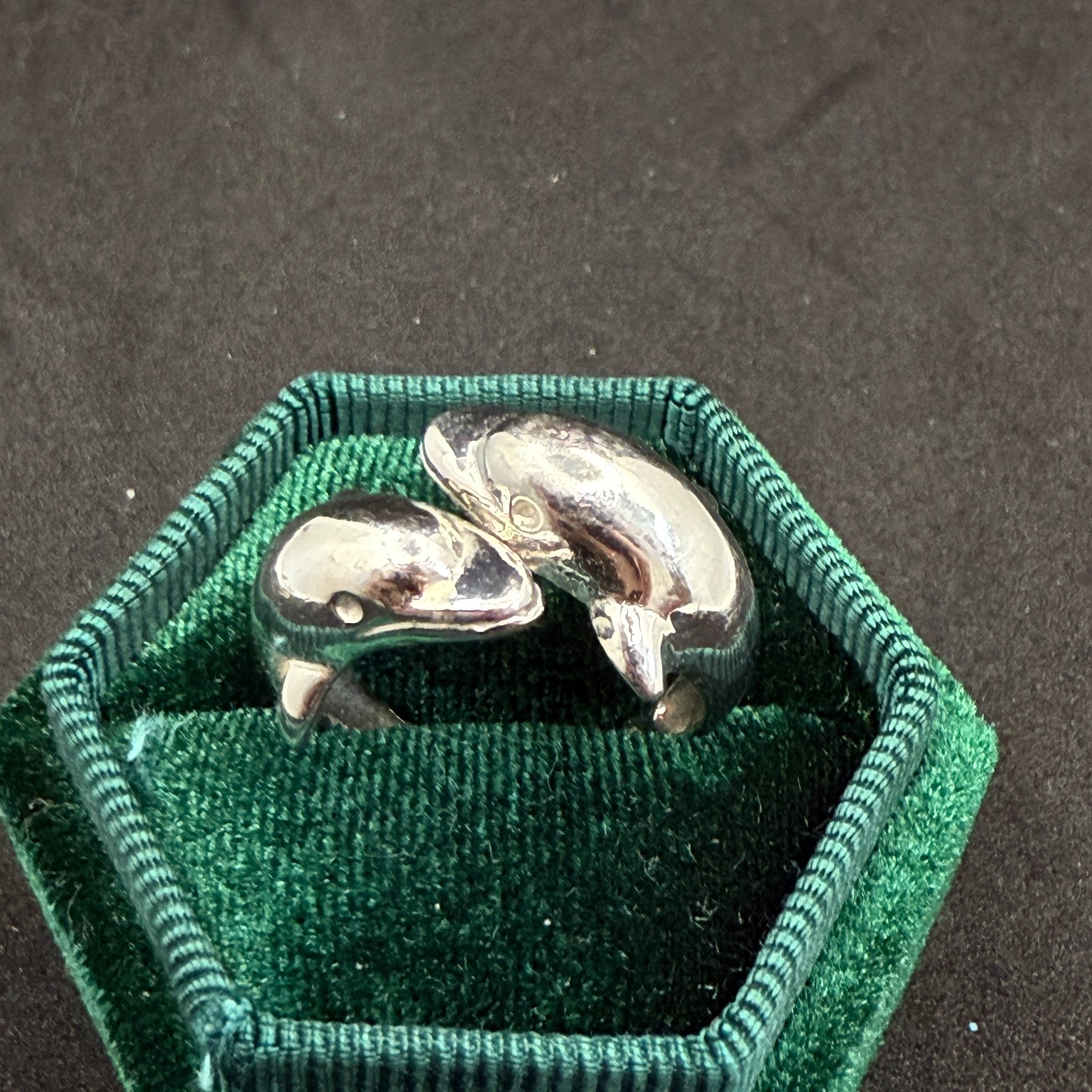Two Dolphins Sea Creatures 925 Silver Vintage Wrap Ring Size 8.25
