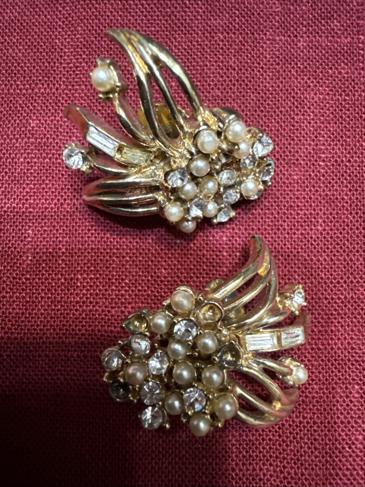 Vintage Coro MCM Signed Starburst Pendant & Earring Set Baguette Pearl