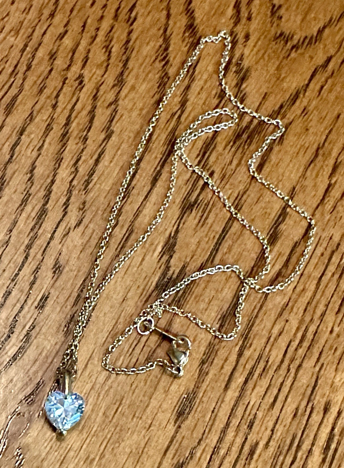 Vintage Avon Gold Tone Necklace with Clear Rhinestone Heart Pendant 18”