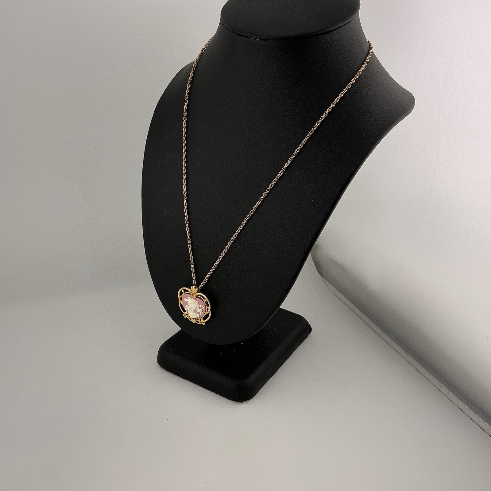 Vtg Precious Moments PMI Necklace Pink Faux Cameo Pendant GoldT Filigree 1990s