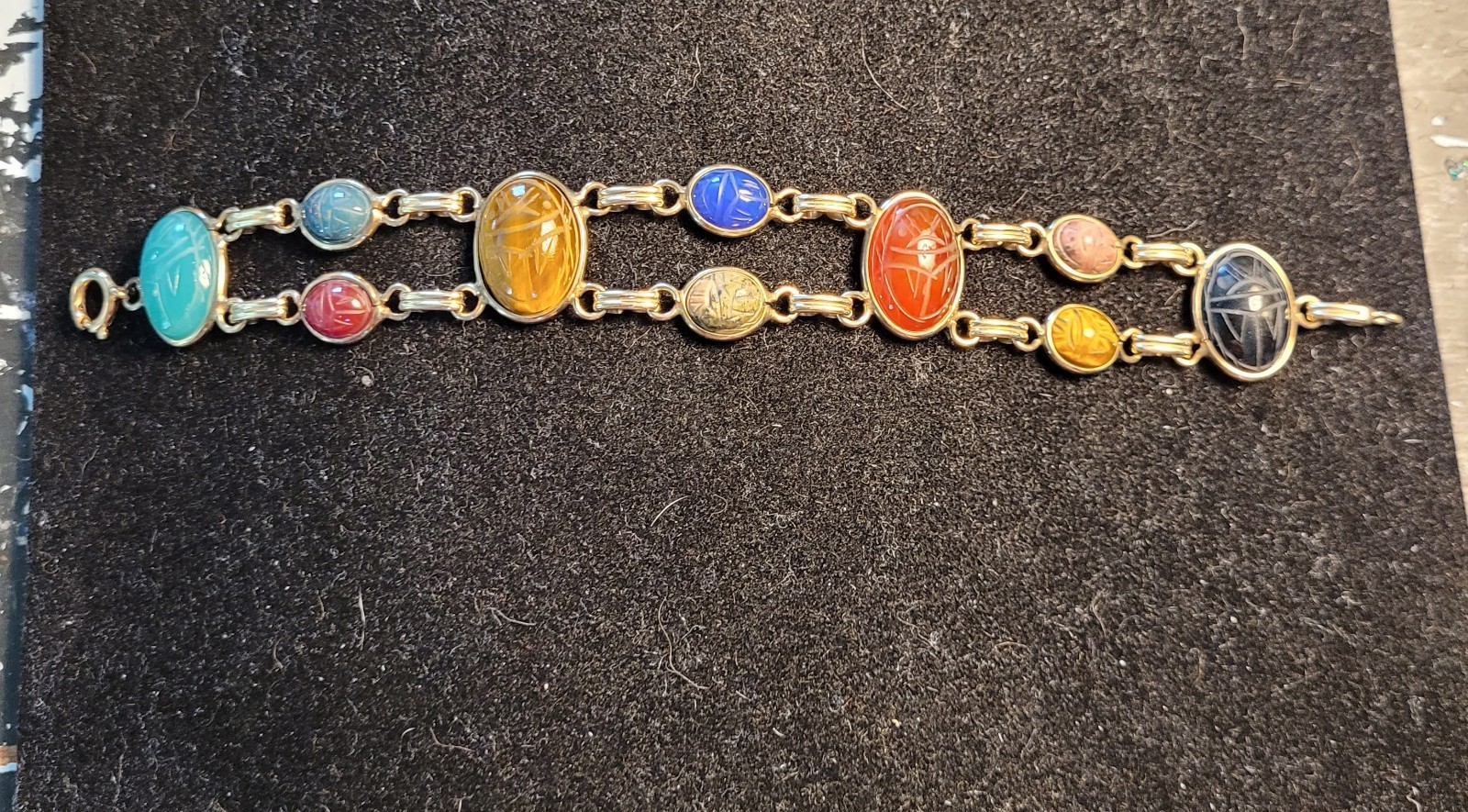 Vintage 12K Gold Filled Scarab Bracelet Egyptian Revival 7″