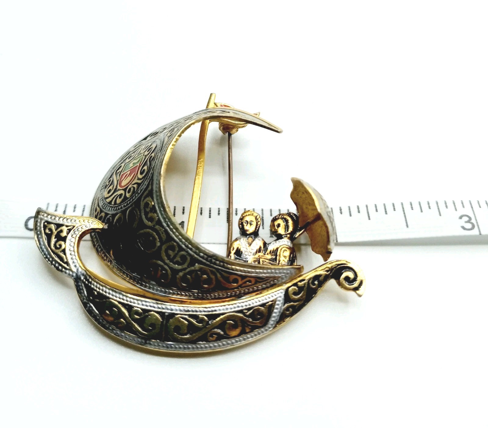 Vintage Gold Tone Damascene Brooch Spanish Ship Signed Spain