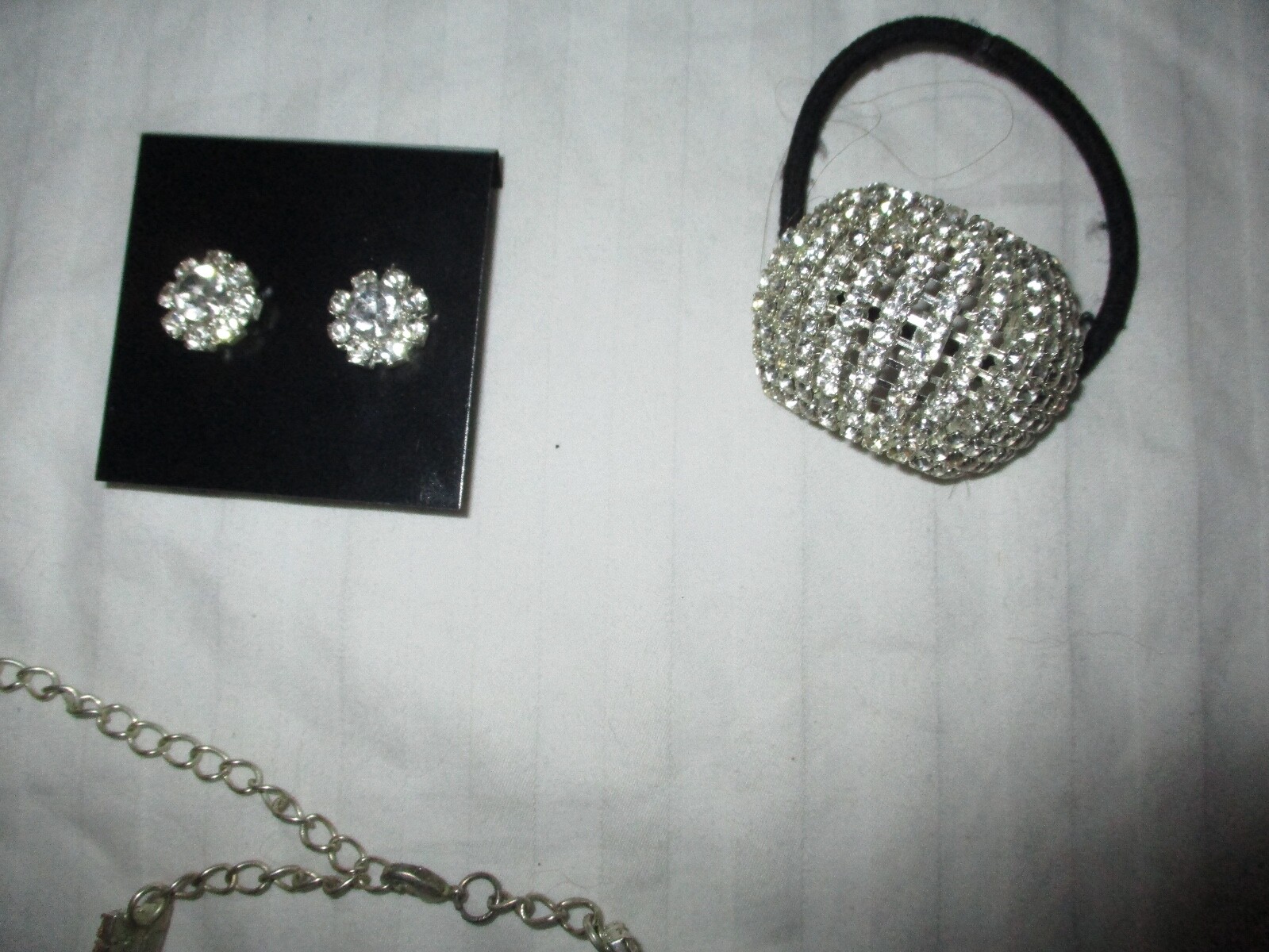 4 pieces Rhinestone choker necklace matching new pierced earrings hair tie