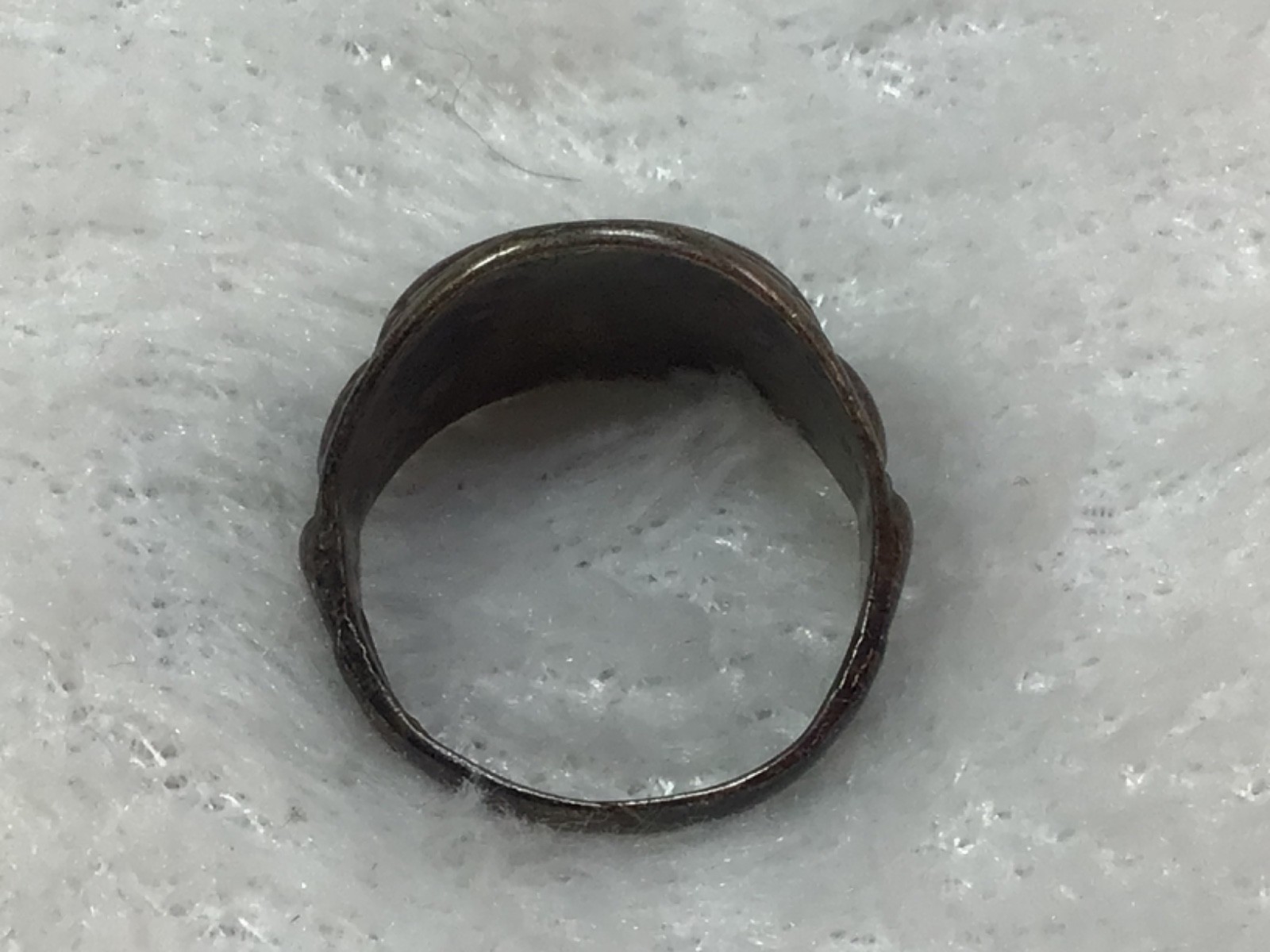 Vintage US Military Sterling Silver Ring Eagle Design Initials and dated 8 42
