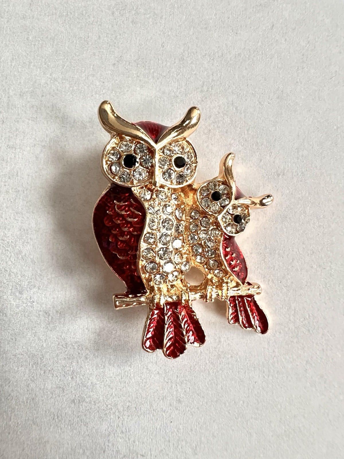 Red Owl Family Brooch Pin Gold Tone Rhinestone Crystal Bird Jewelry