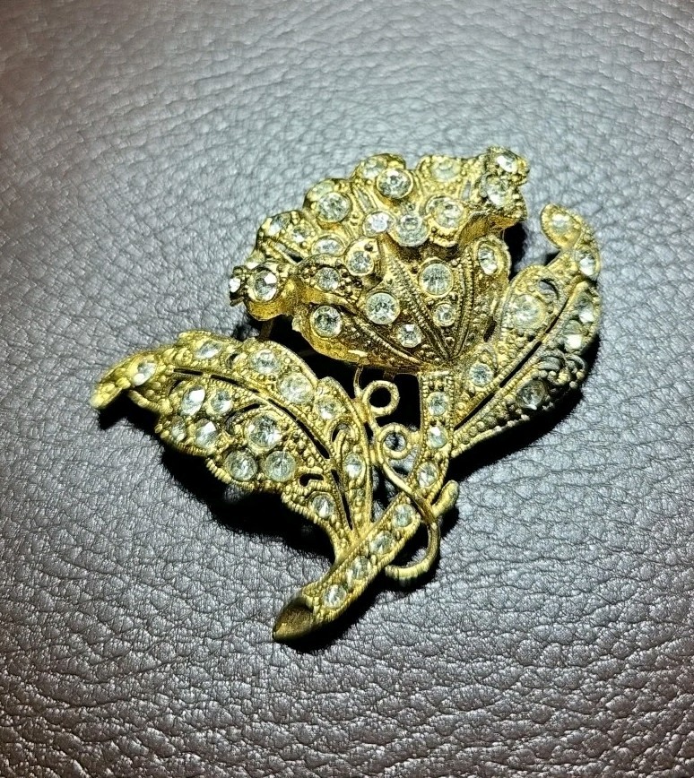 Vintage 40s Brooch LN Little Nemo Flower Clear Stones Gold Toned