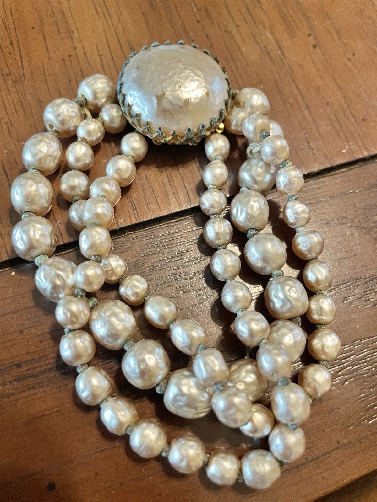 MIRIAM HASKELL Vtg Faux Baroque Graduated 2 str Gray Pearl Necklace & Bracelet