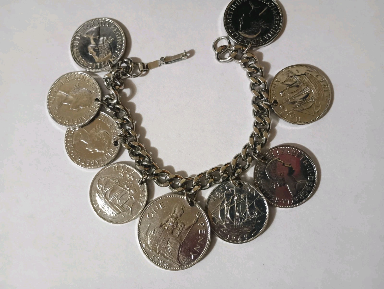 Vintage Great Britain Coin Charm Curb Link Bracelet 1966-67