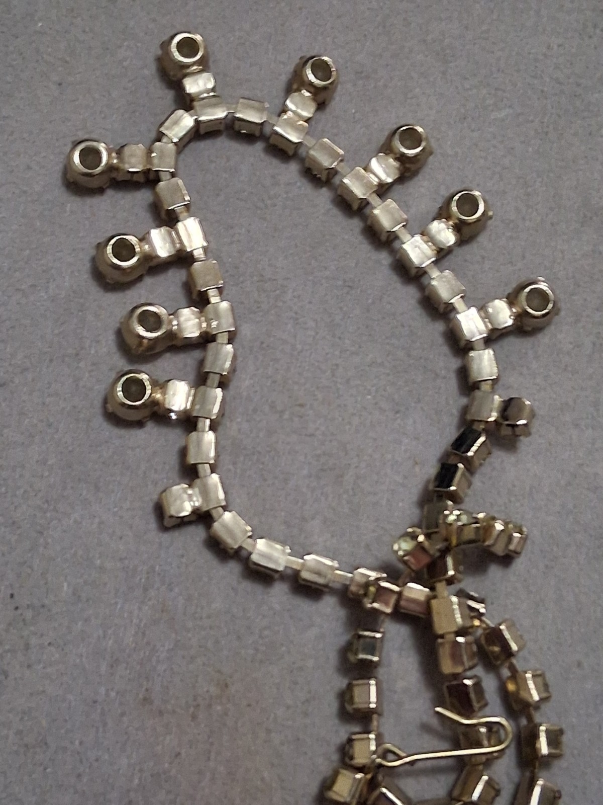 Frosted yellow jonquil crystal, faceted yellow rhinestone necklace w/aurora AB