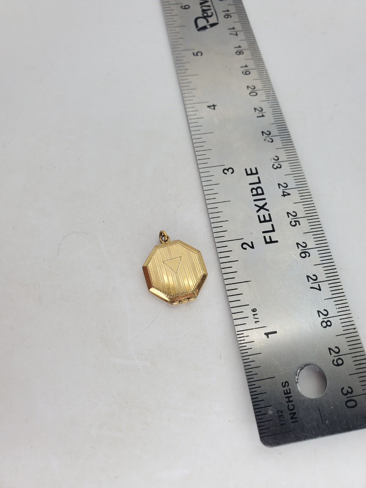 Vintage Art Deco Octagon Locket Gold Tone .75″ Triangle Etched