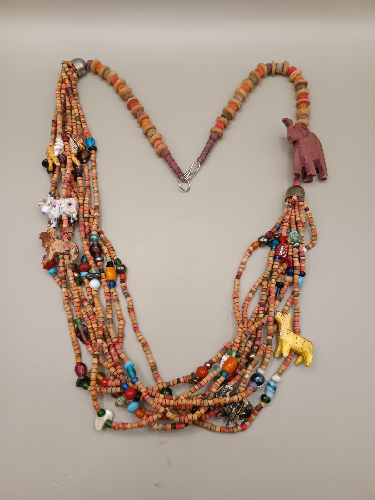 Vtg Wood Beaded Animals Necklace 31.8″