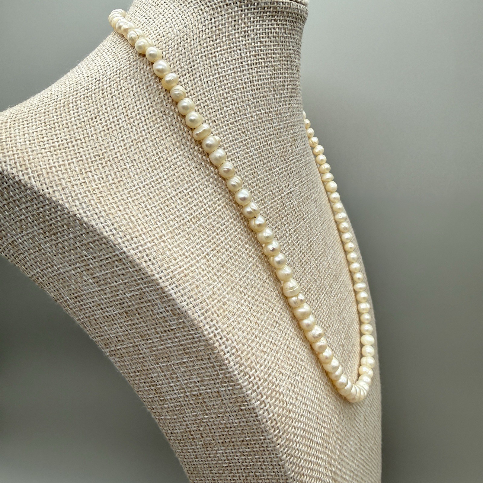 Vintage Cultured Freshwater Pearl Necklace 20” 5.7mm Push Button Clasp Strand