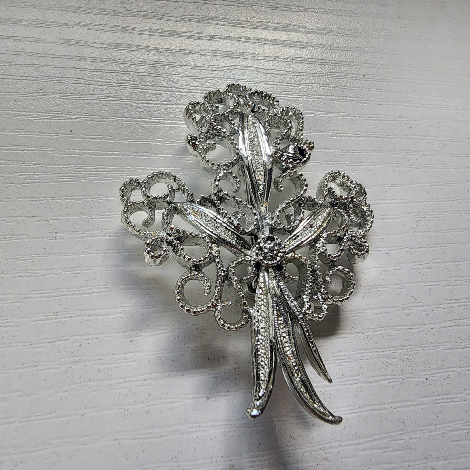 Gerry Vintage Signed Silver Toned Sparkle Wheat 1960 Brooch Pin Bouquet Leaves