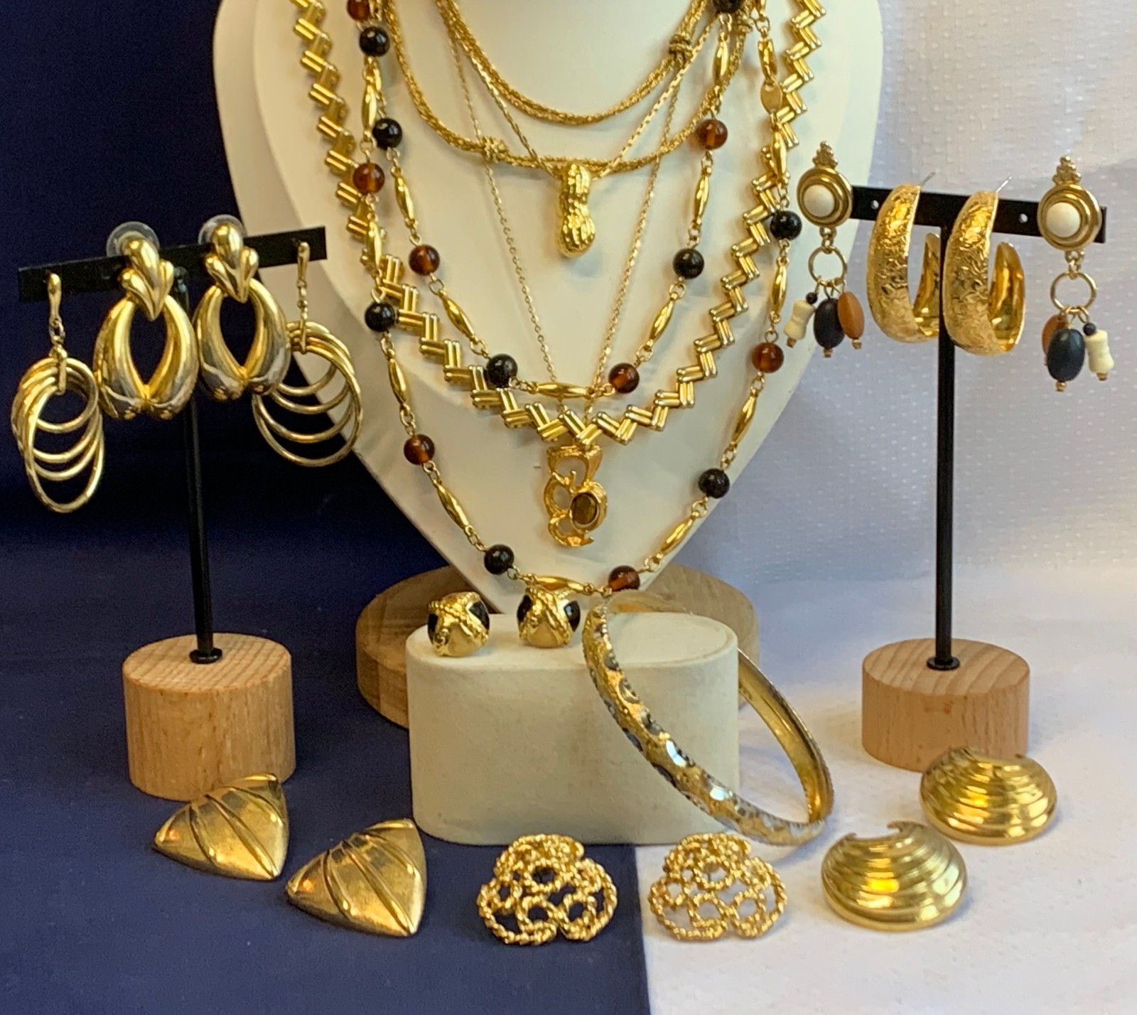 Vtg Costume Jewelry Lot Enamel Tiger’s Eye Faux Amber / Onyx / Gemstones