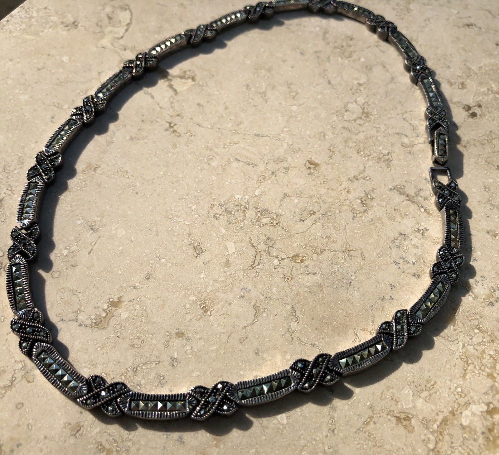 💥🥰❤️‍🔥Authentic VINTAGE STERLING SILVER 925 MARCASITE KISS X Link Necklace
