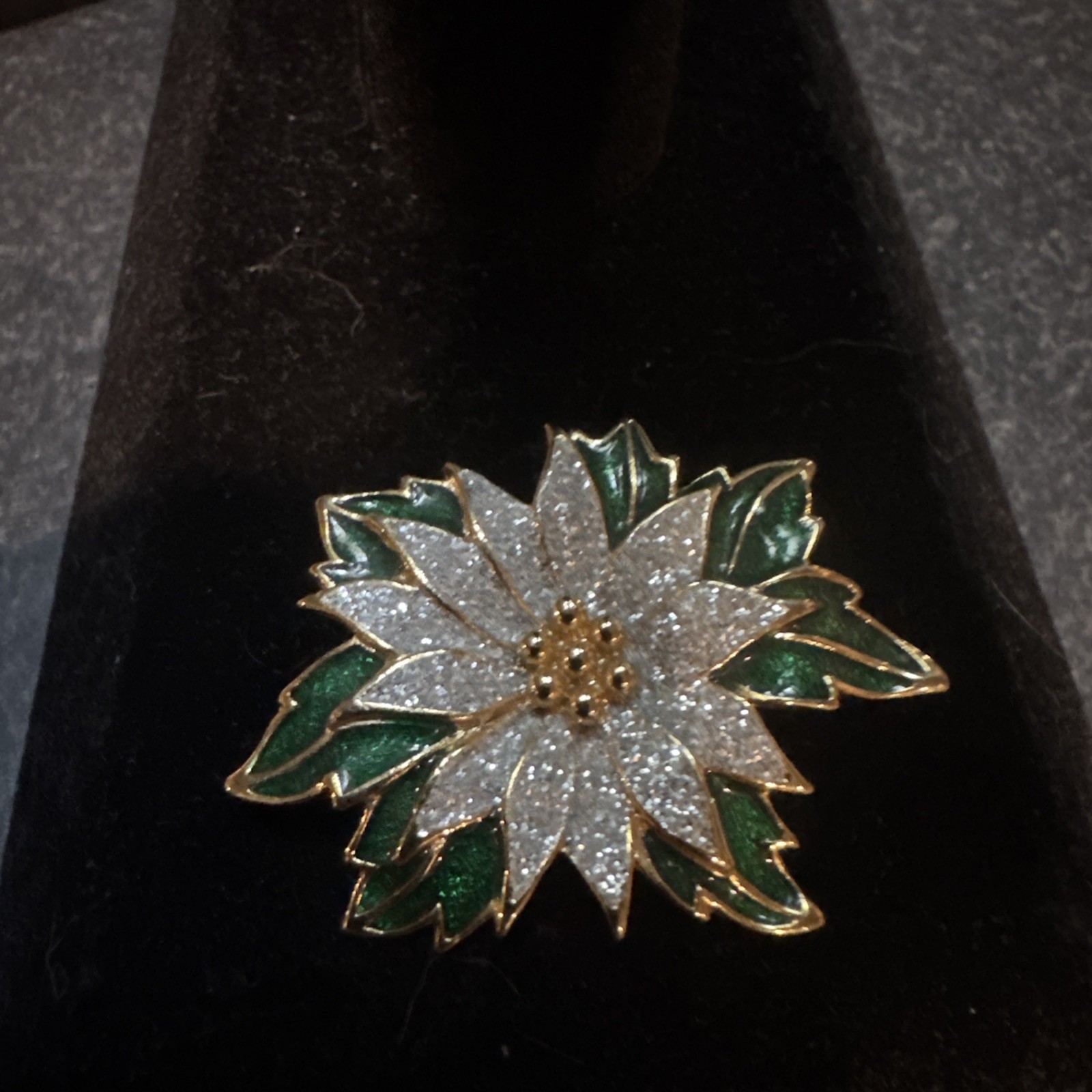 Signed SFJ Blooming Waterlily Flower Brooch Metal alloy, rhinestones Excellent