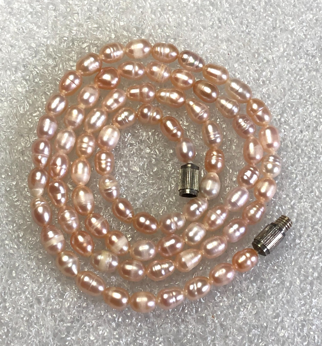 Vintage Blush Pink Genuine Cultured Pearl Strand Necklace Natural Color 16″ P20