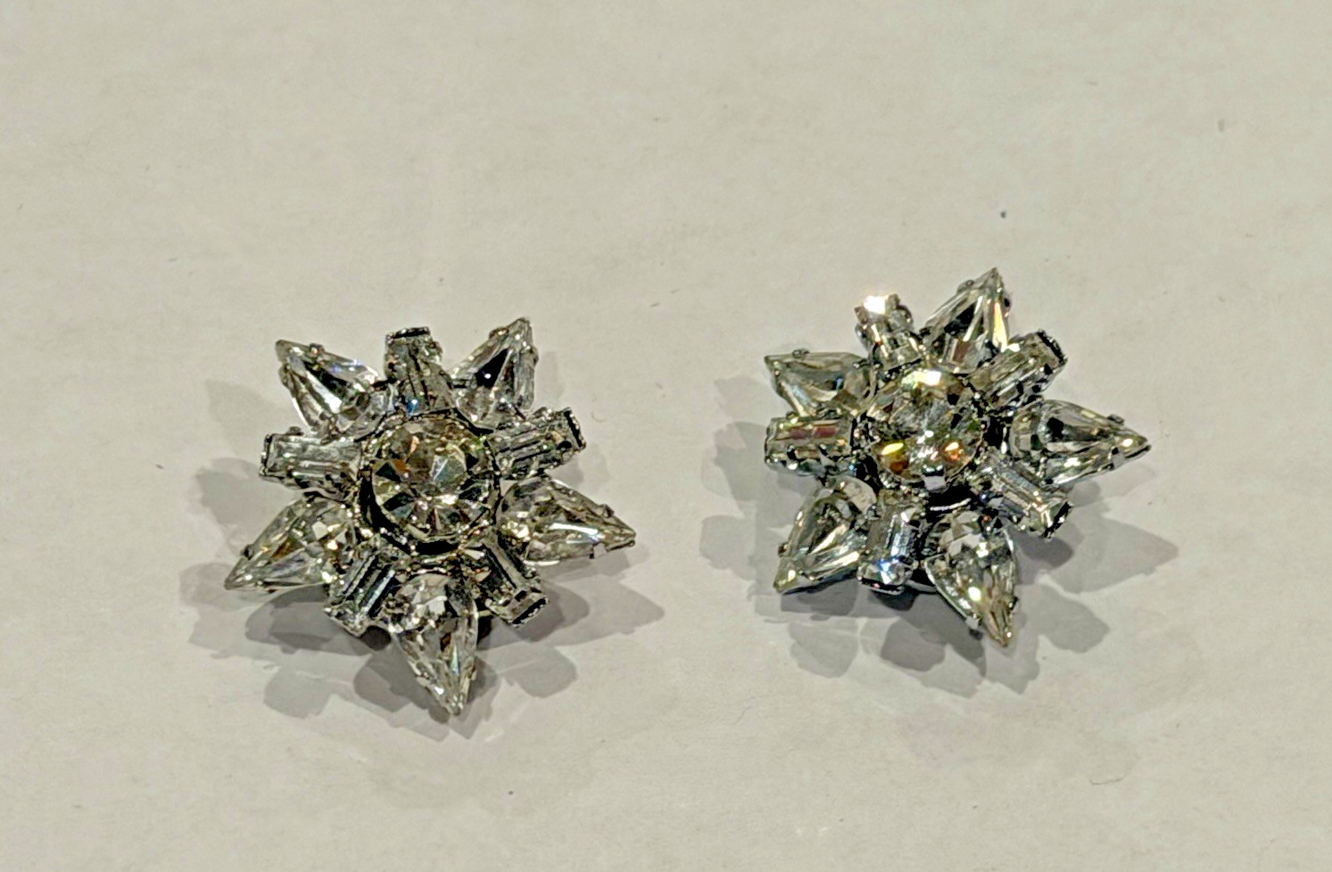 ART DECO AUSTRIA SILVER CRYSTAL RHINESTONE STAR BROOCH CLIP ON EARRINGS SET LOT