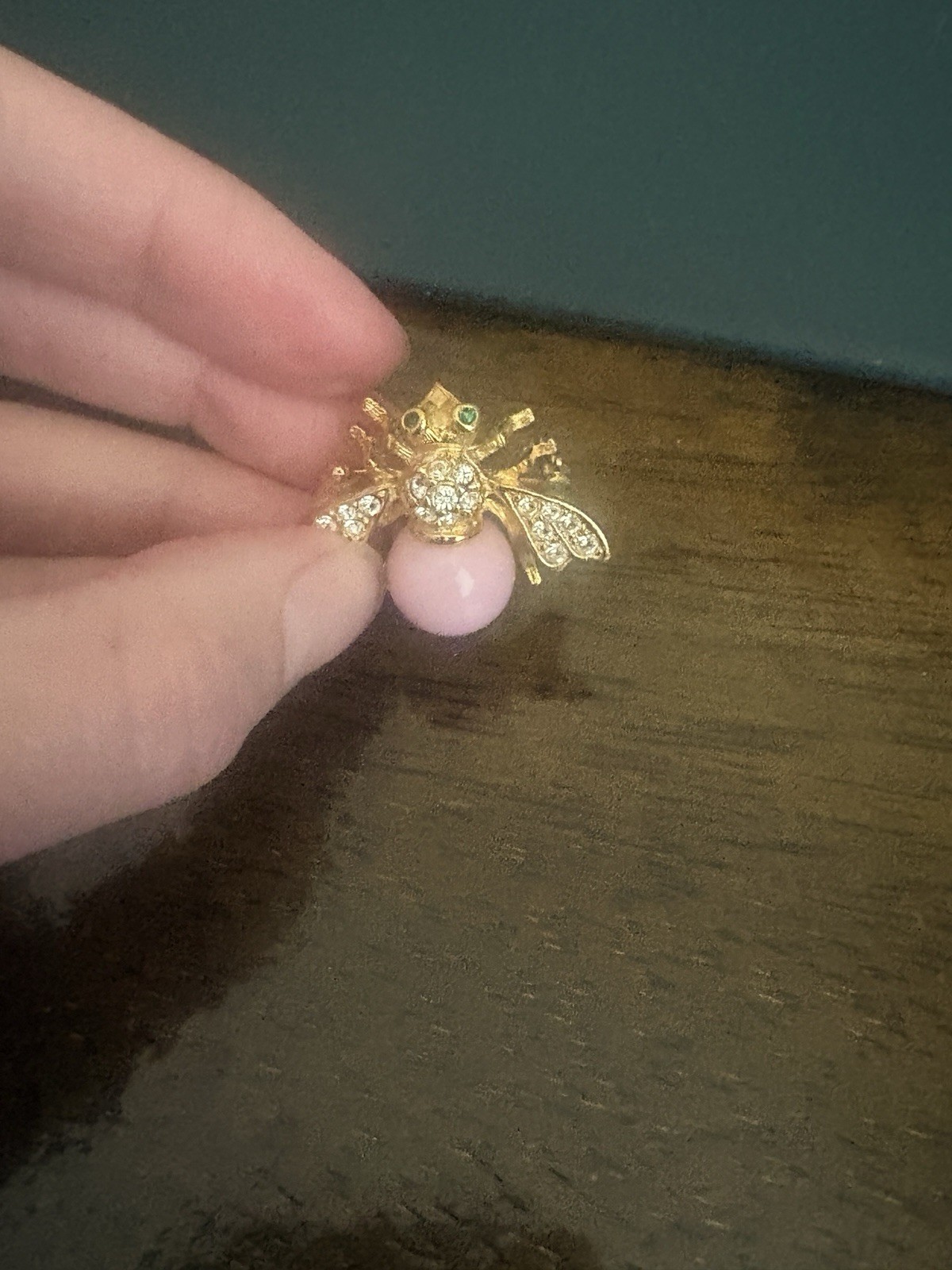 Joan Rivers Vintage Gold Interchangeable Bee Brooch With 10 Colored Bottoms
