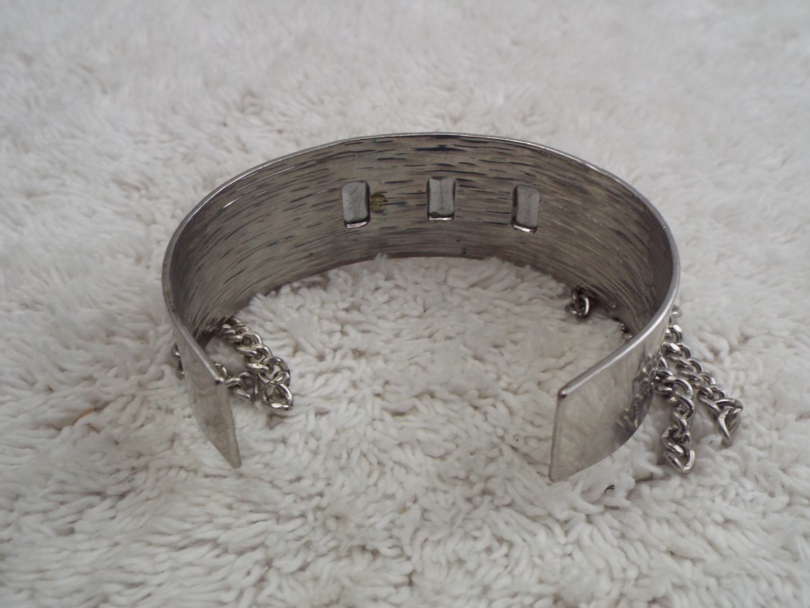 Silvertone Rhinestone Chain Cuff Bracelet (J47)