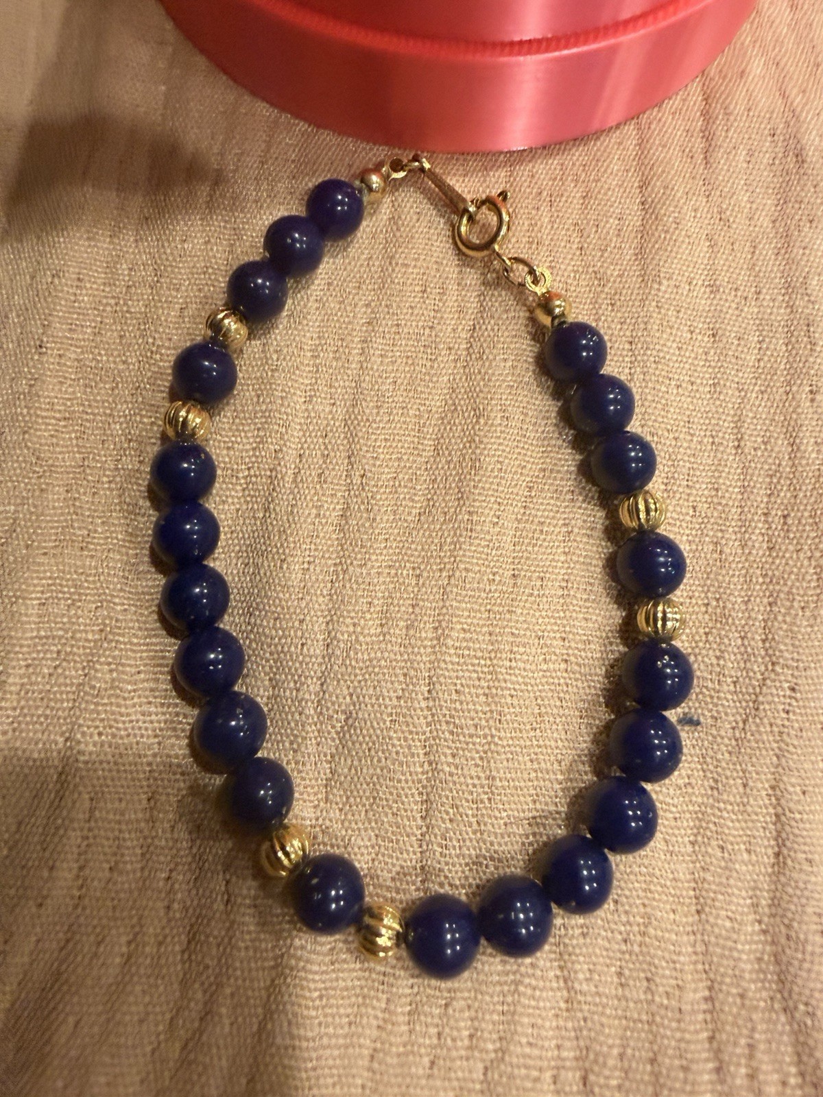 VTG Avon Faux Blue Lapis Lazuli Gold Tone Bead Ball Bracelet 6″ 1985-1988