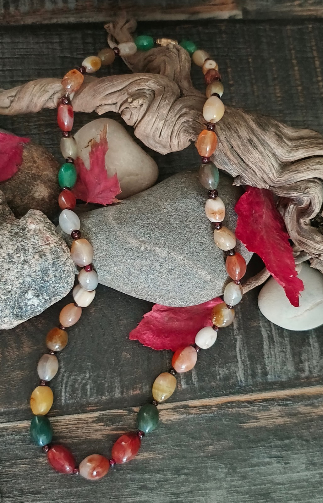 Vintage Chinese Moss Agate gemstone necklace, graduated polished beads, rare