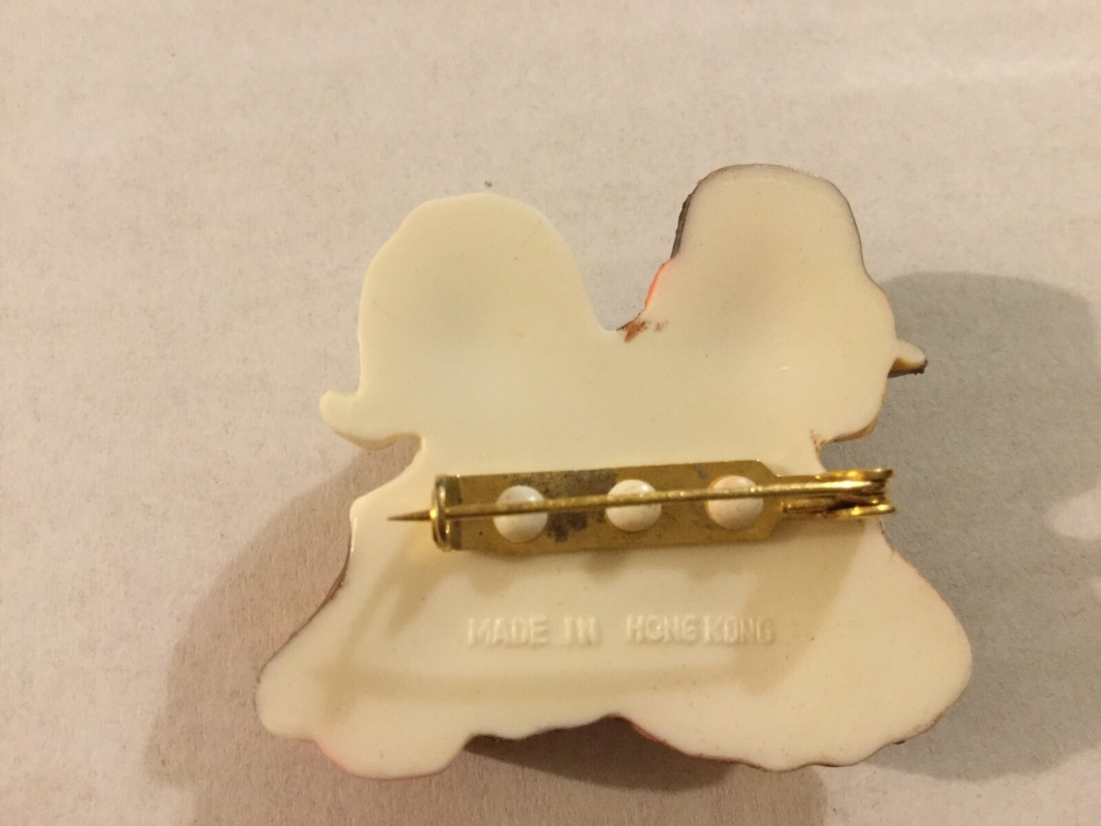 Vintage Festive Plastic Pilgrim Couple W/ Pumpkin Thanksgiving Pinback Brooch