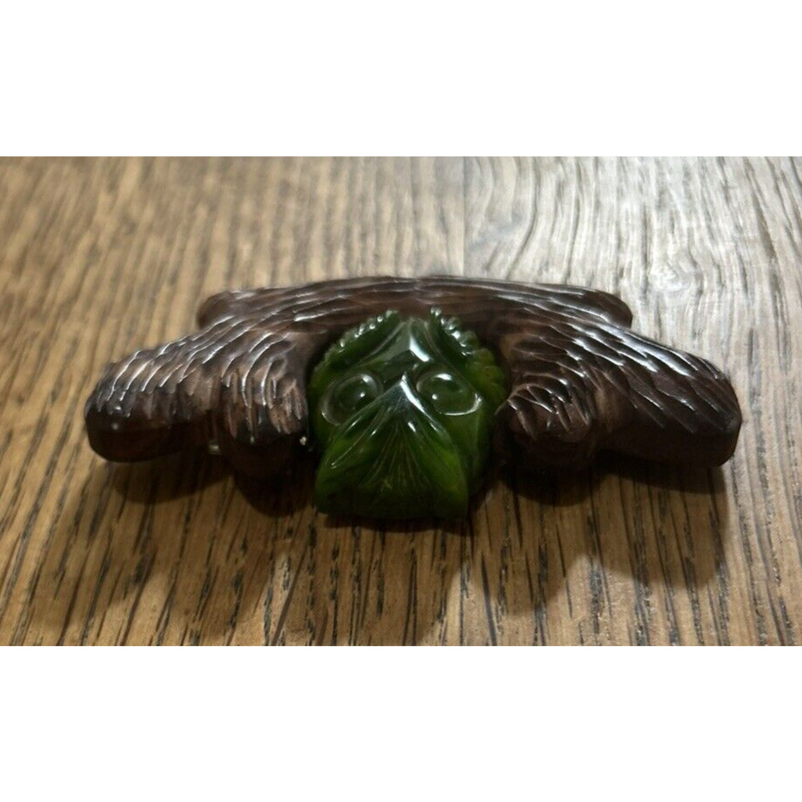 BAKELITE GREEN OWL ON CARVED ROSEWOOD MARTHA SLEEPER WOODLAND CREATURES 30s RARE