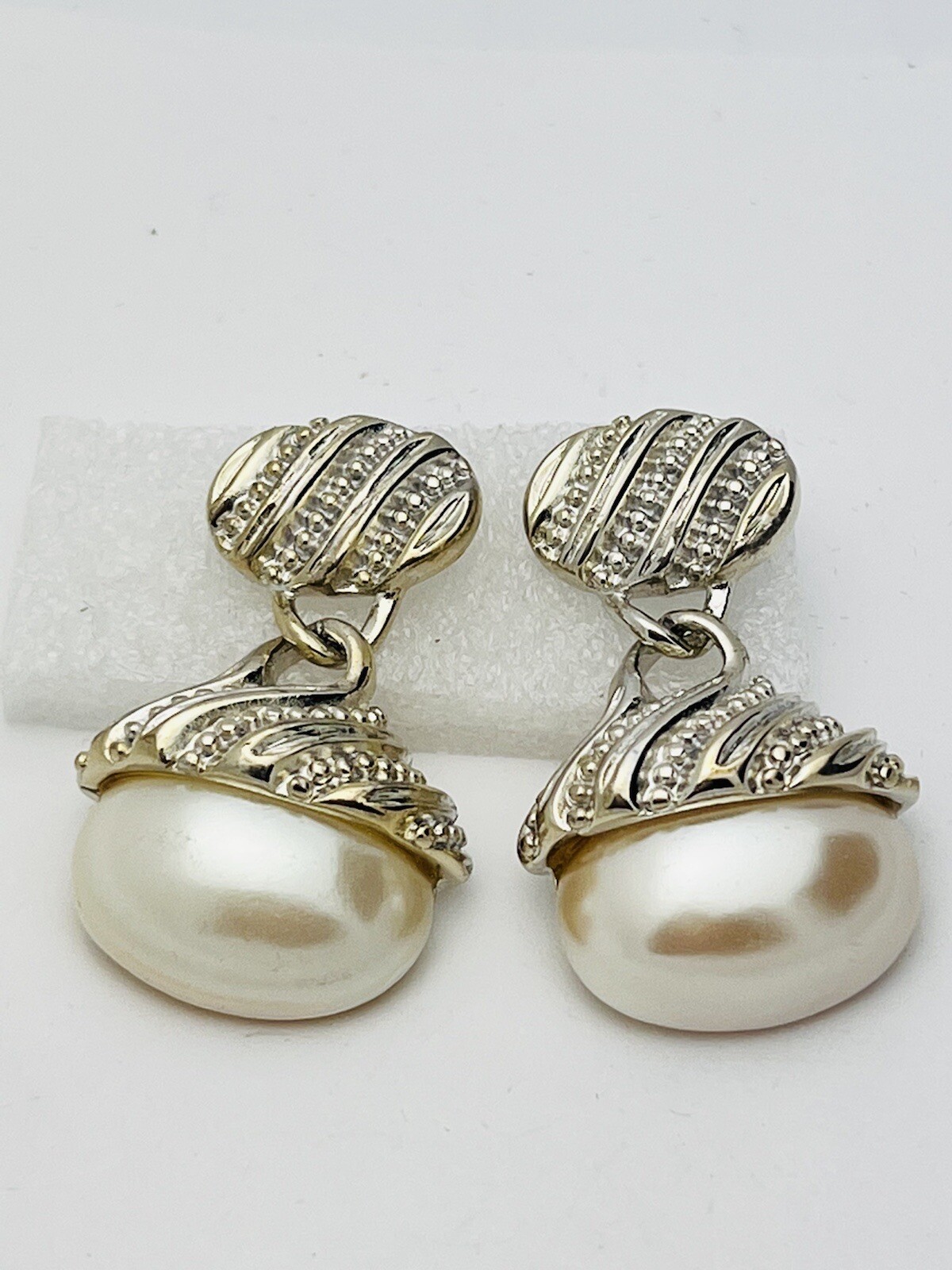 Vintage 1980-1990s Silver-Tone Pierced Oval Dangle Earrings White Faux Pearls