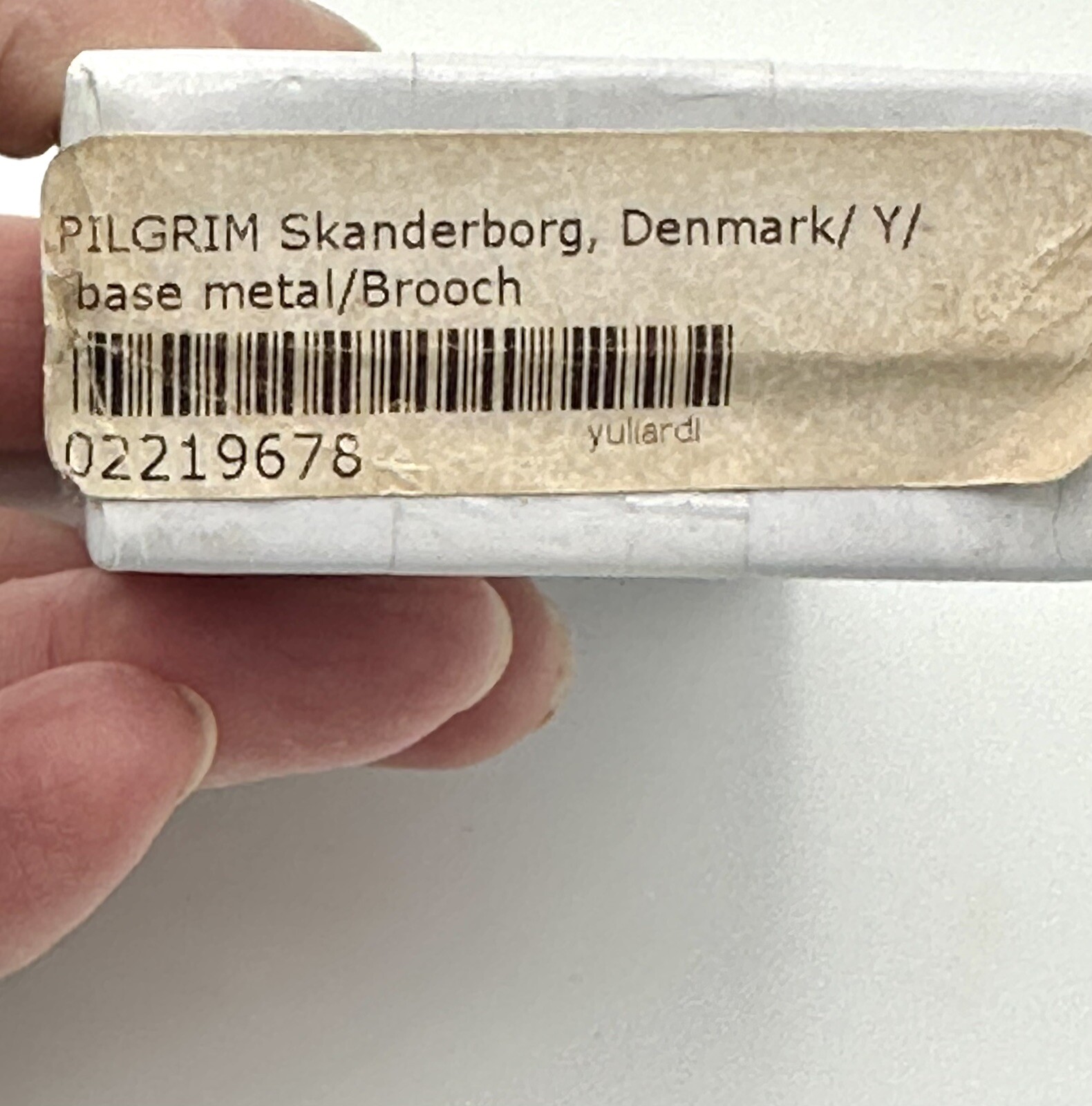 Pilgrim Brooch “Emerald Green” Enamel Pin Metal Backing Wavy From Denmark 1.5”
