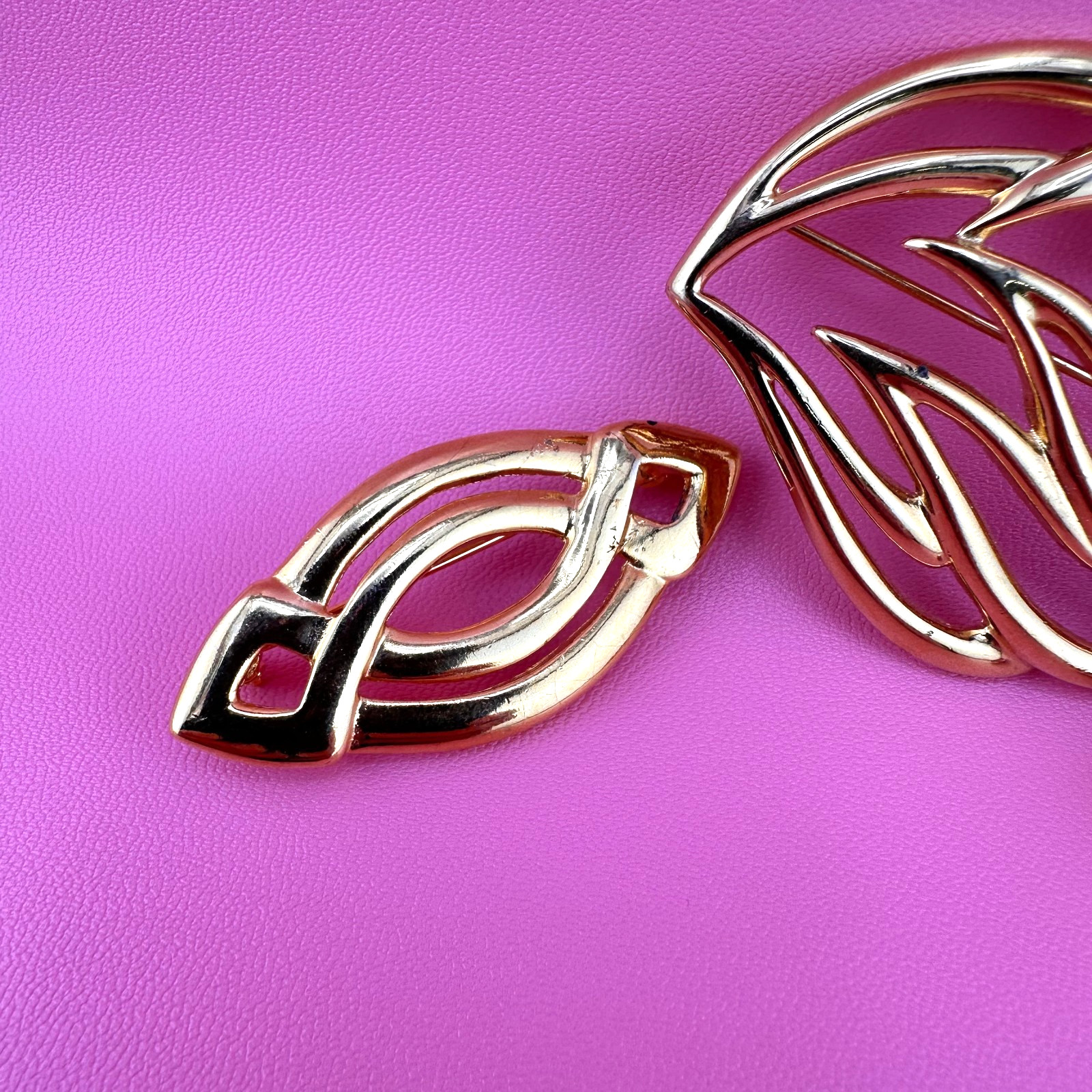 Vintage Brooch Lot Shiny Gold Tone 1990s Open Work Metal Oval Leaf Monet 1990s