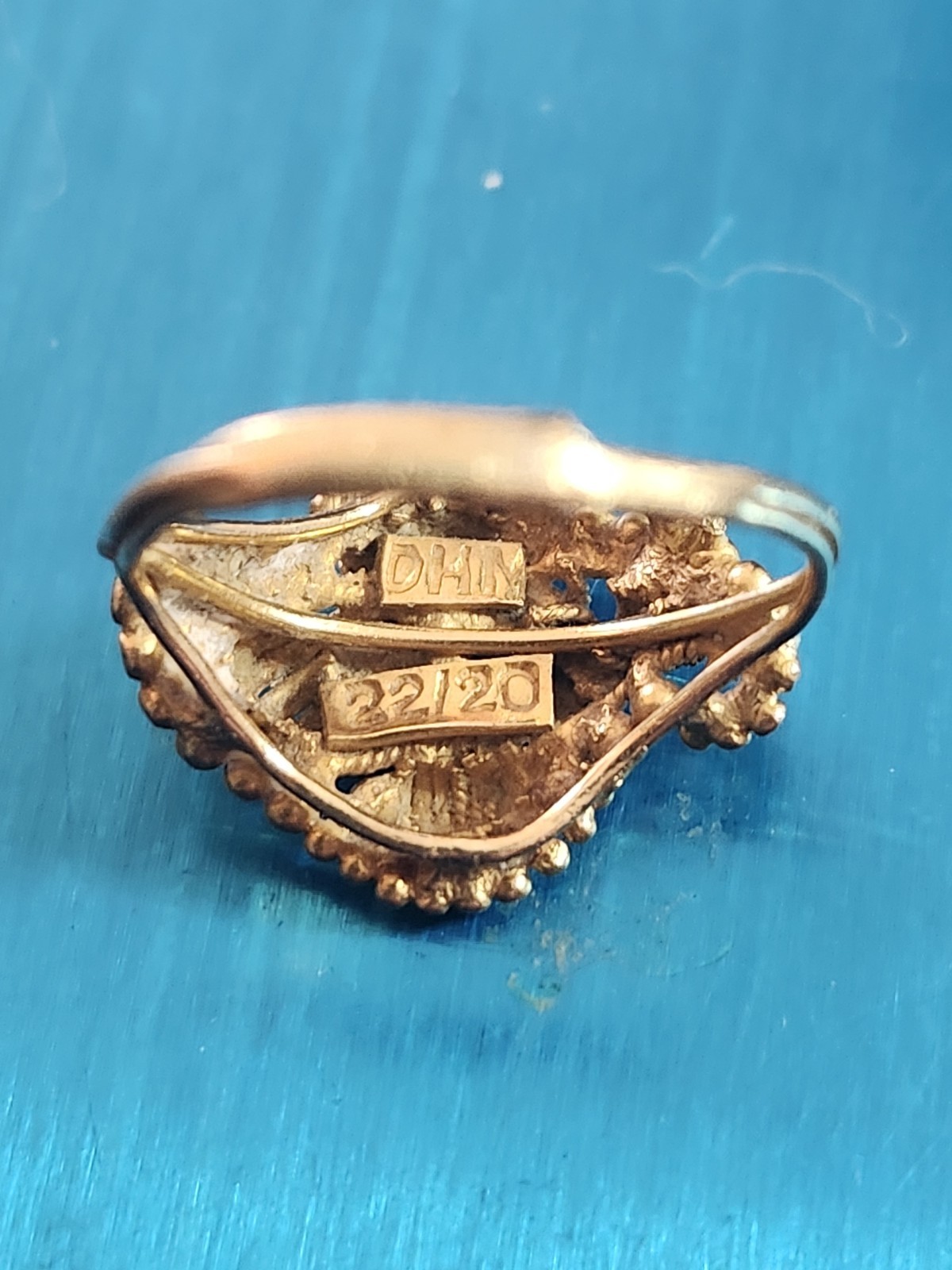 Vintage 22K Heart Shaped DHM manufacturer. Late 20th Century