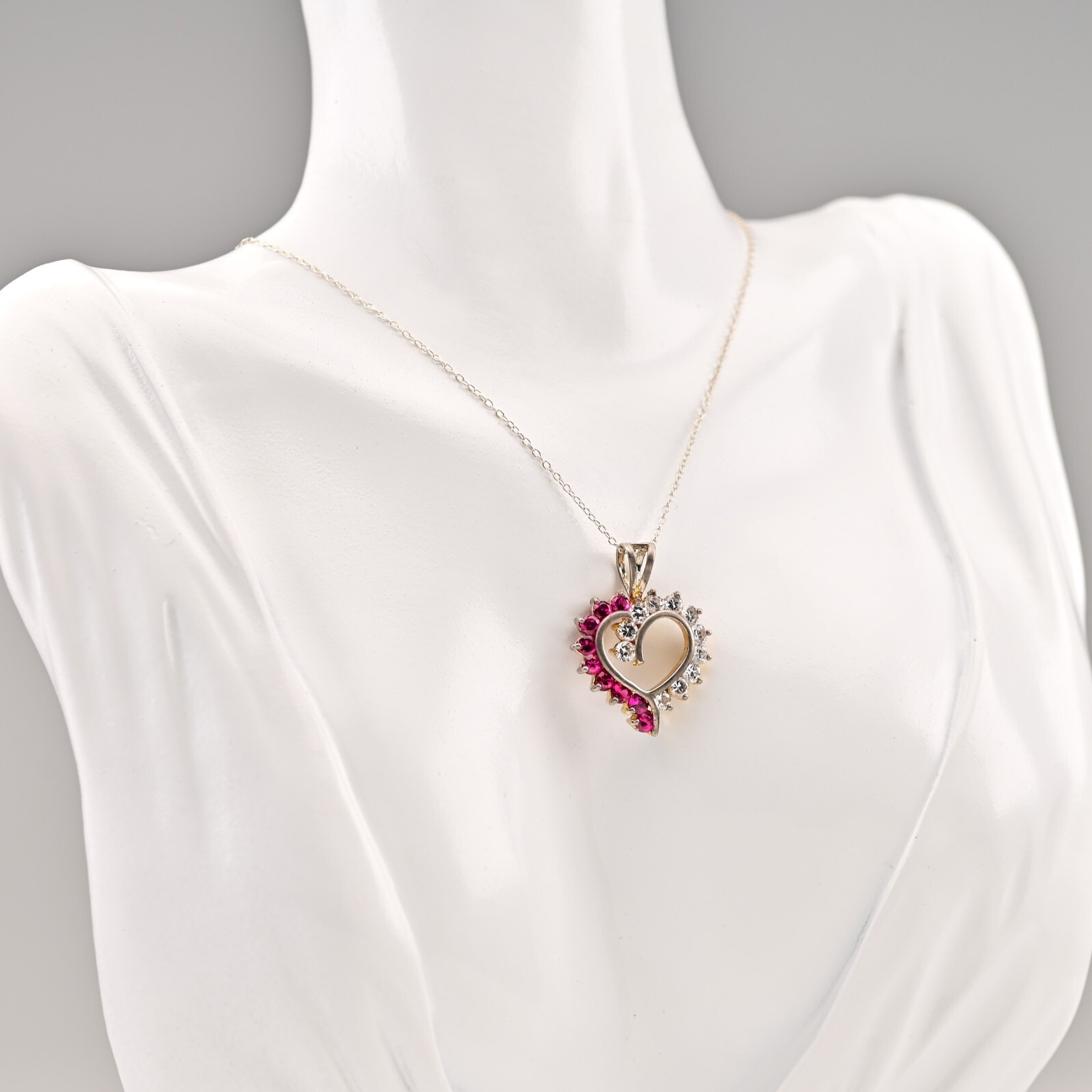 THAI HAN Vintage Original Sterling Silver Gemstone Heart Pendant Estate Necklace