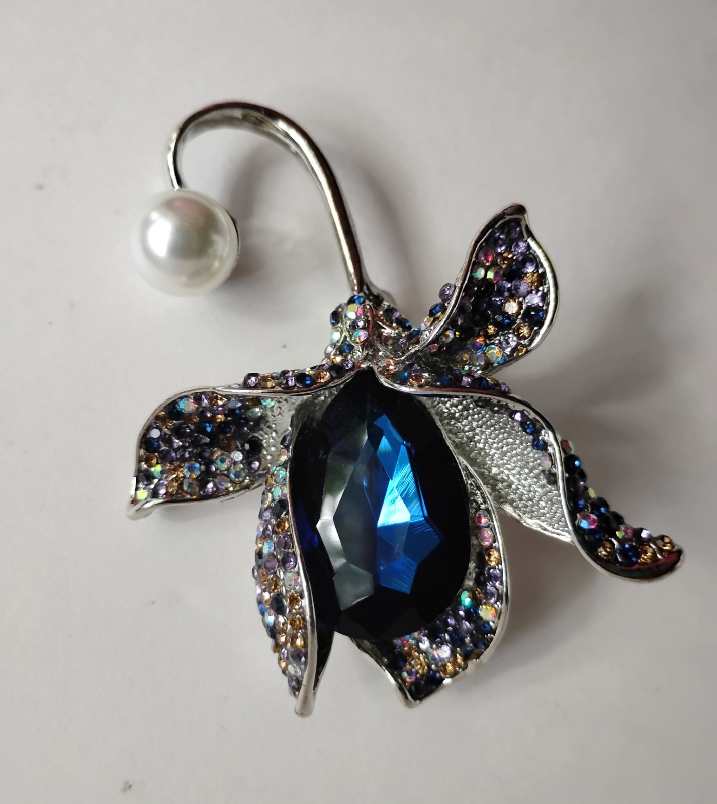 Large Blue Floral Brooch | Sparkling Flower Pin | High End Rinestone Jewelry