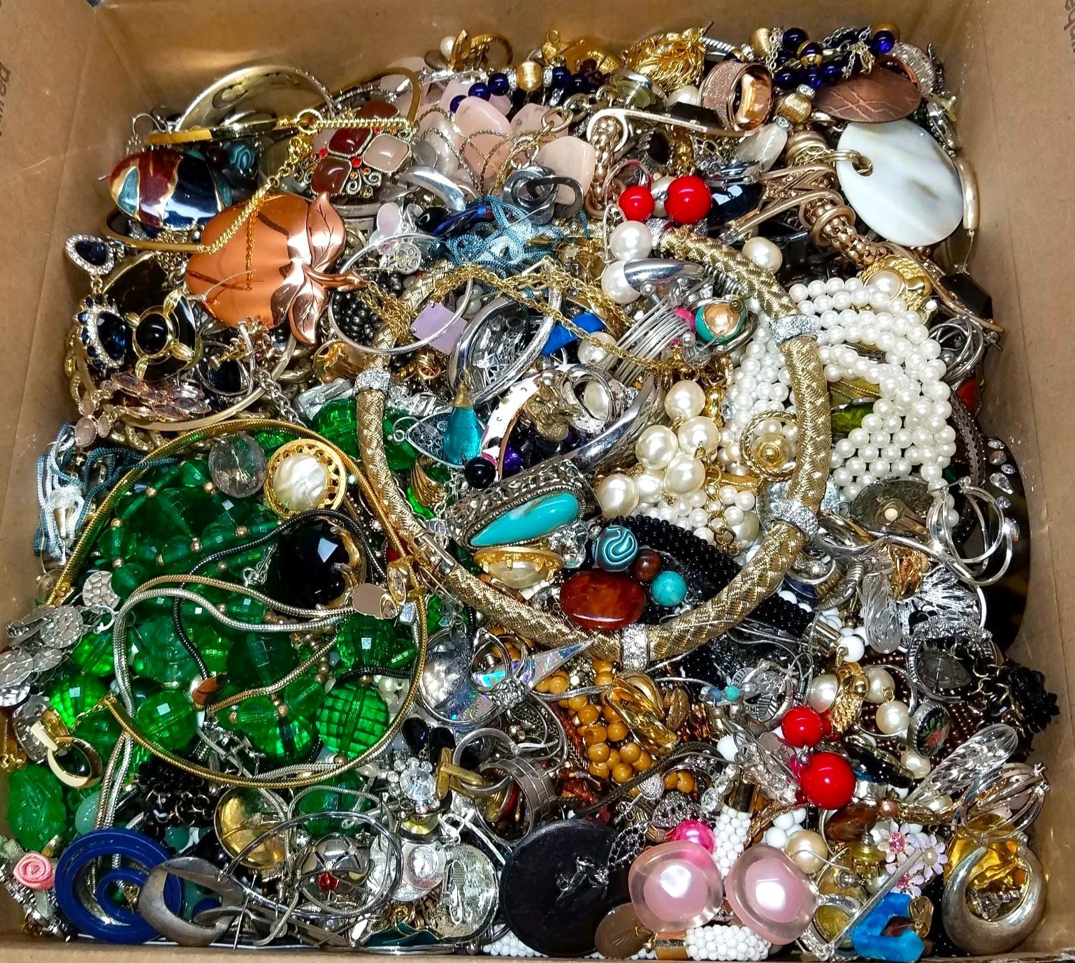 3 Pounds Unsorted Huge Lot VTG Jewelry Vintage Now Junk & Wear Resell Tangled In
