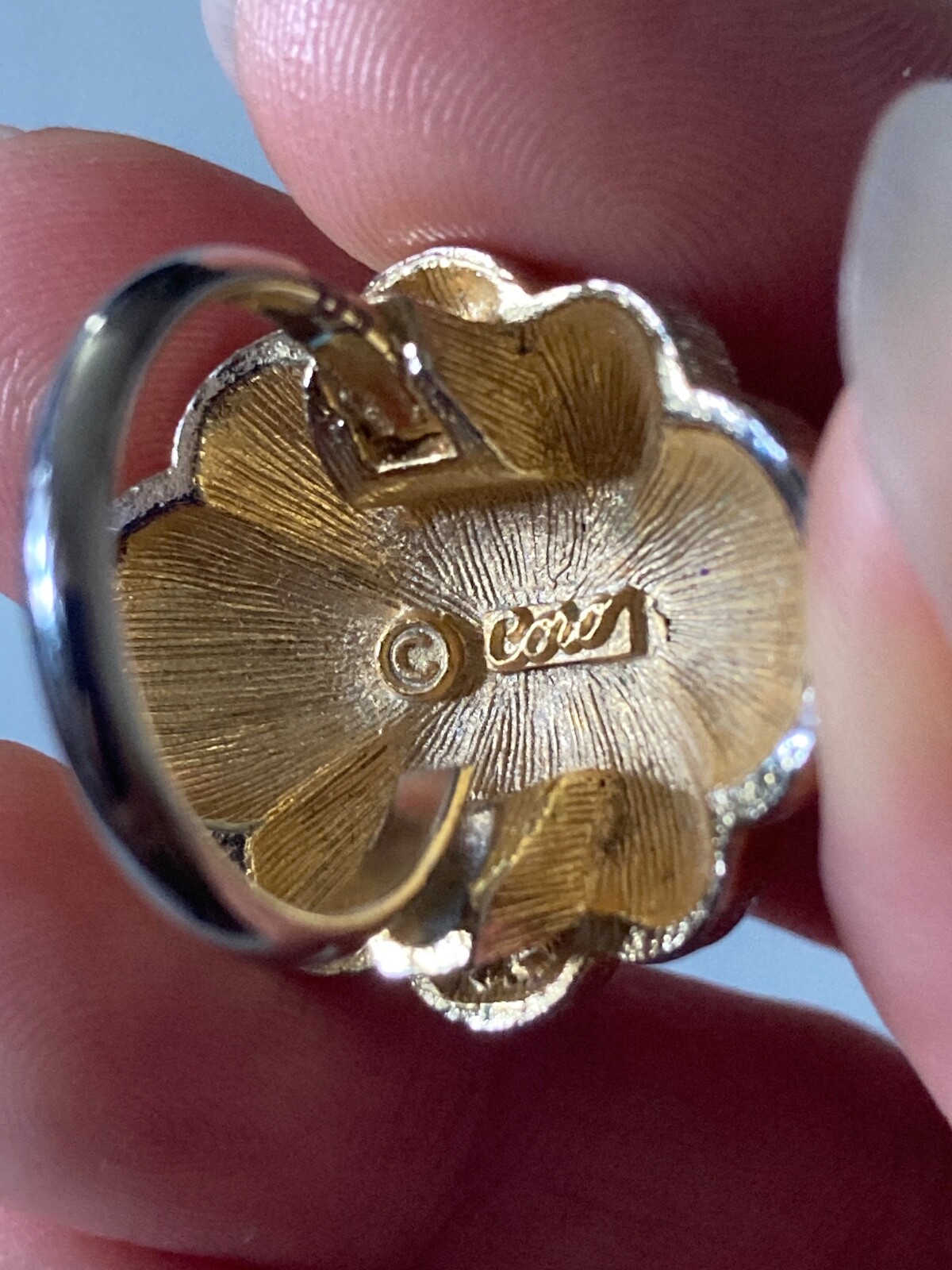Vintage estate gold tone Coro adjustable statement ring jewelry rare find