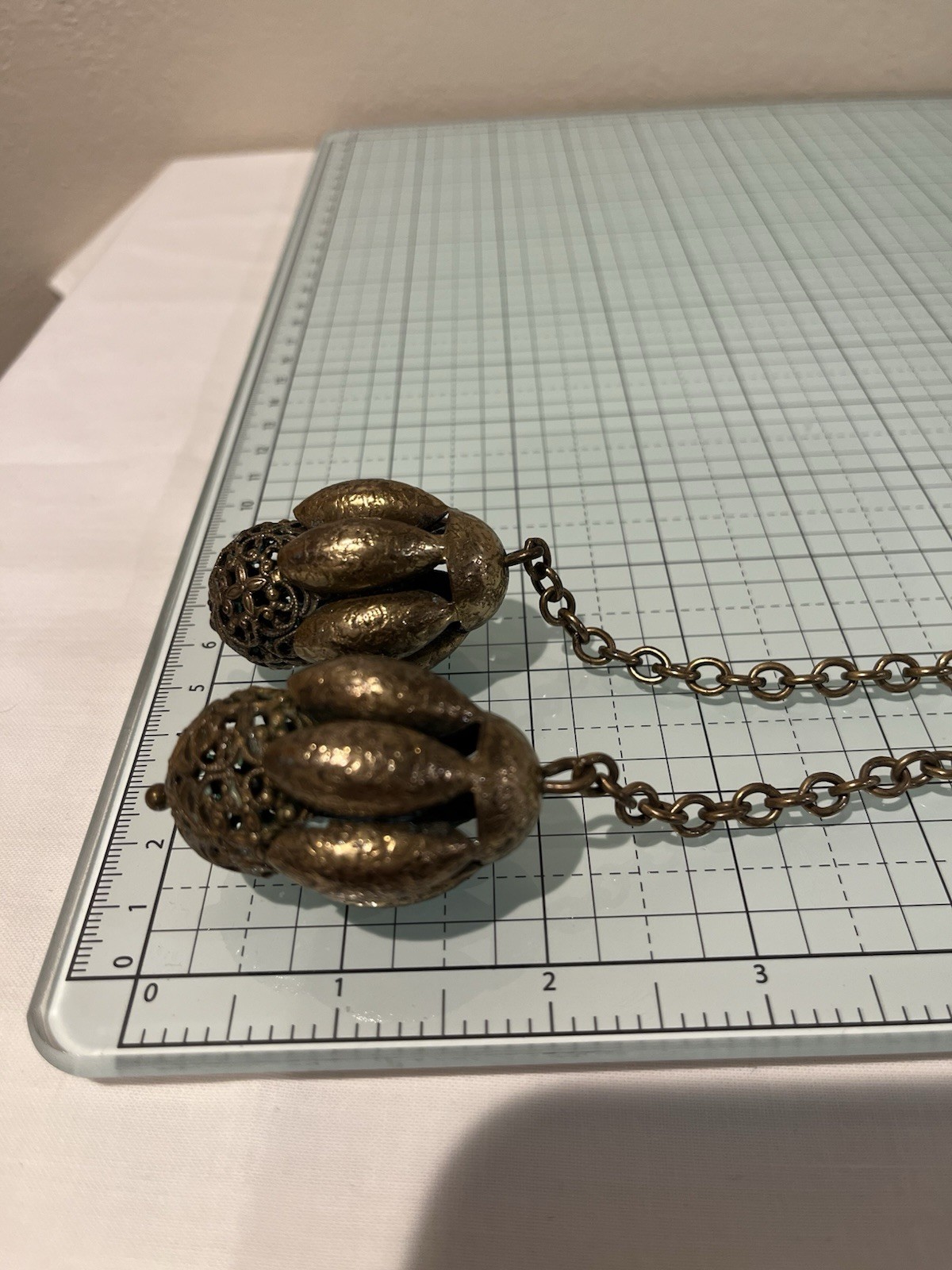 Joseff Of Hollywood Rare Lariat Acorns Necklace Russian Gold Finish Book Piece