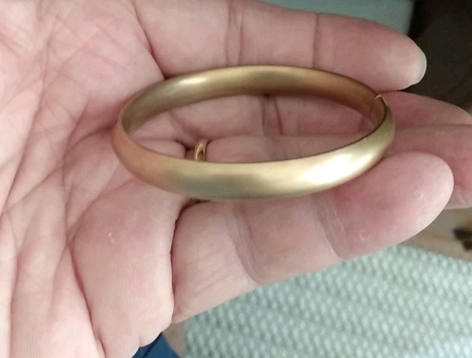 Antique Gold Filled Frosted Finish Hinged Bangle Bracelet With Initials 14.7 Gr