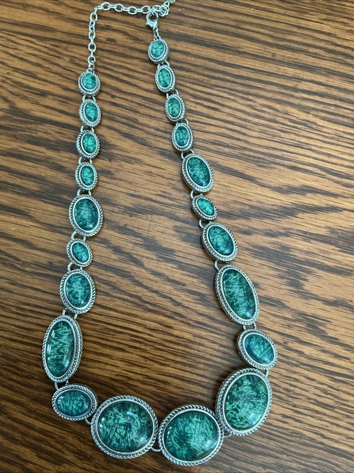 Vintage Napier Teal/Green Crackle Glass Cabichon Set