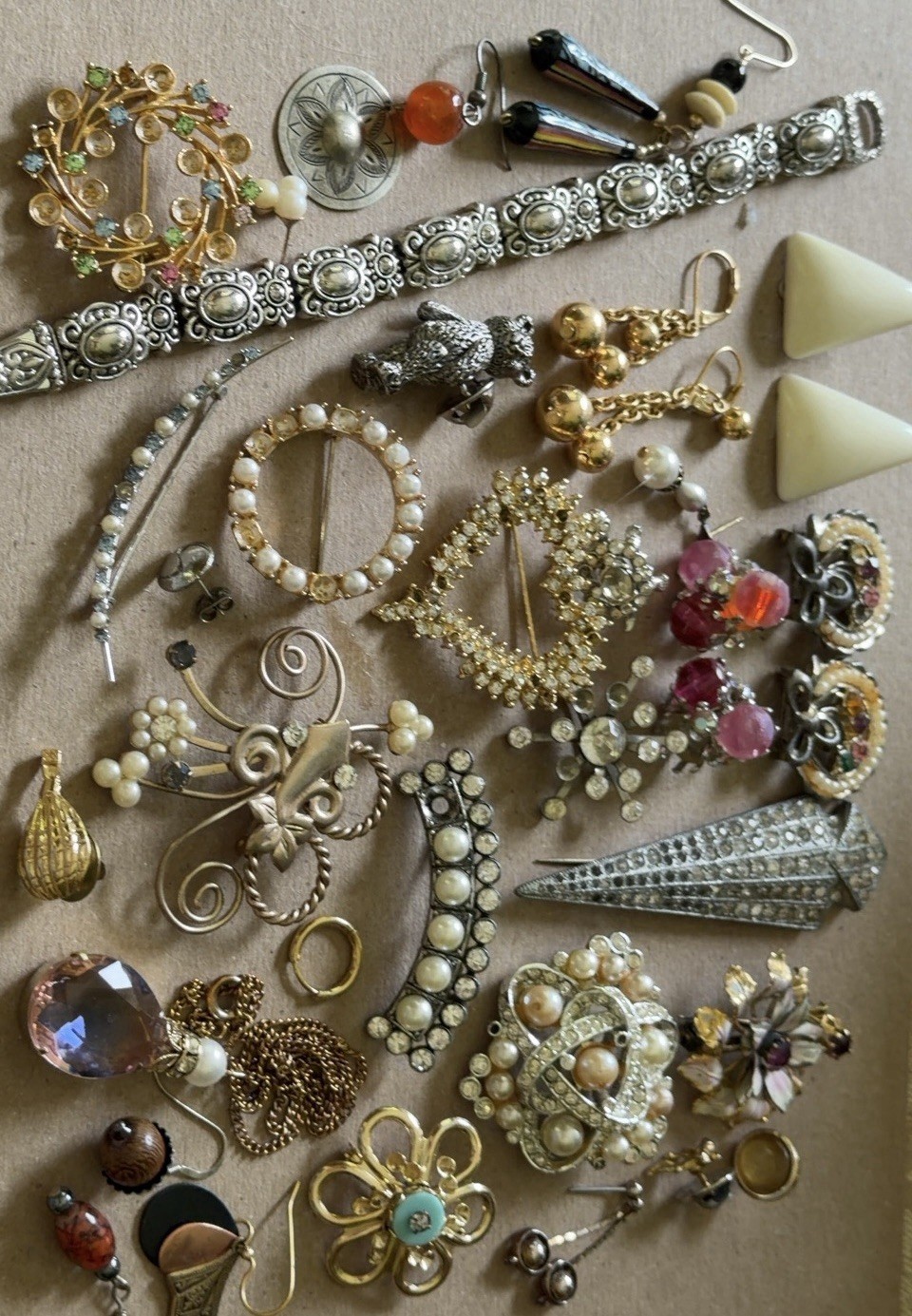 Wear Repair Repurpose Vintage Jewelry Lot ~ Brooch Pin Earring Clip ~ Rhinestone