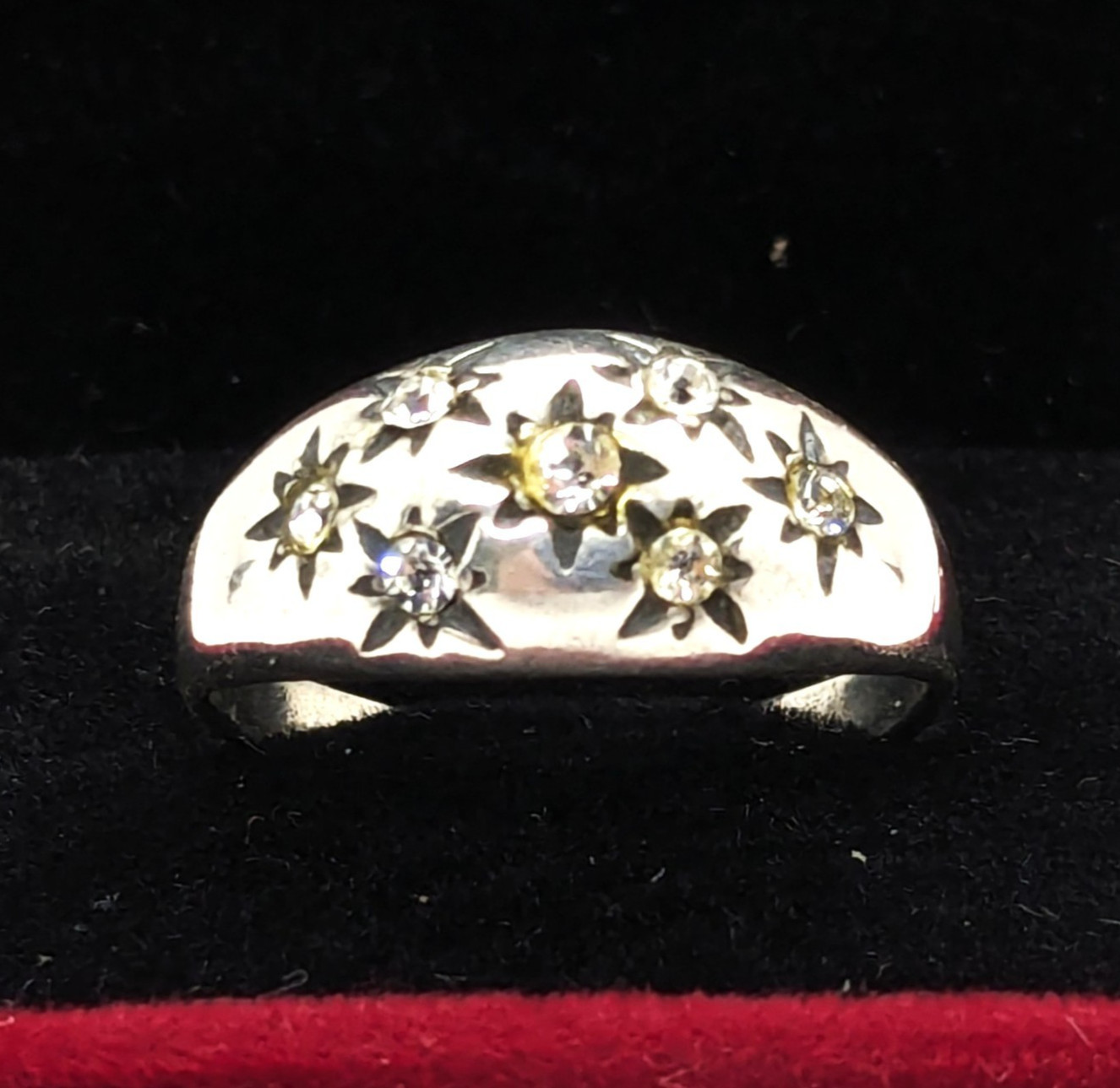 Vintage Elegant RING Silver 925 with Chic Bright Inserts -size: 9US (19mm) | #28