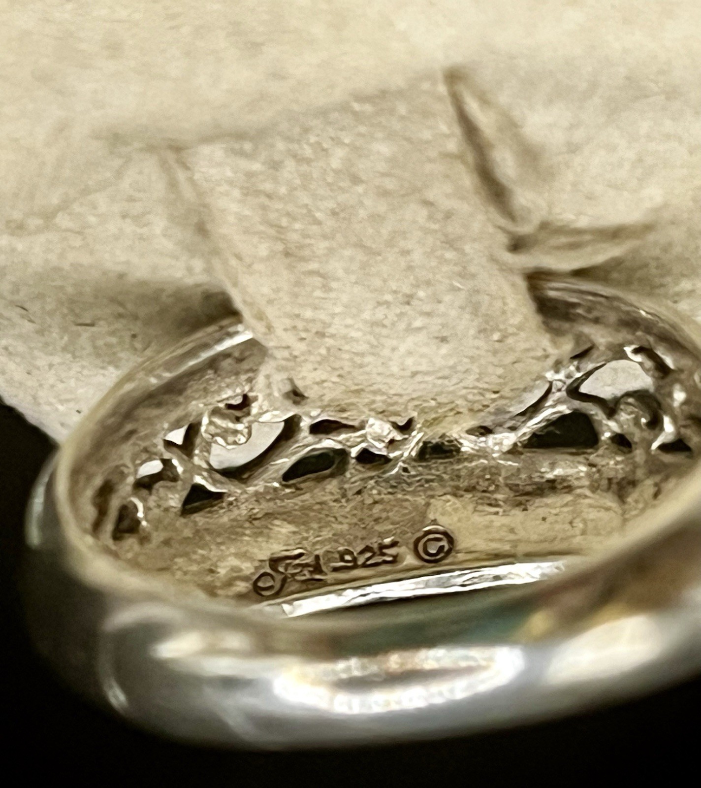 Jezlaine Open Work 925 Sterling Silver VTG. Scroll Dome Band Ring SZ 7.25